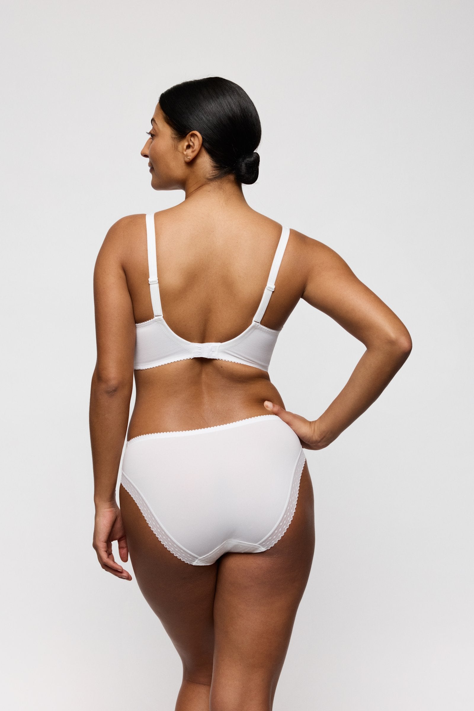 PrimaDonna Osino Balcony Bra on model in White