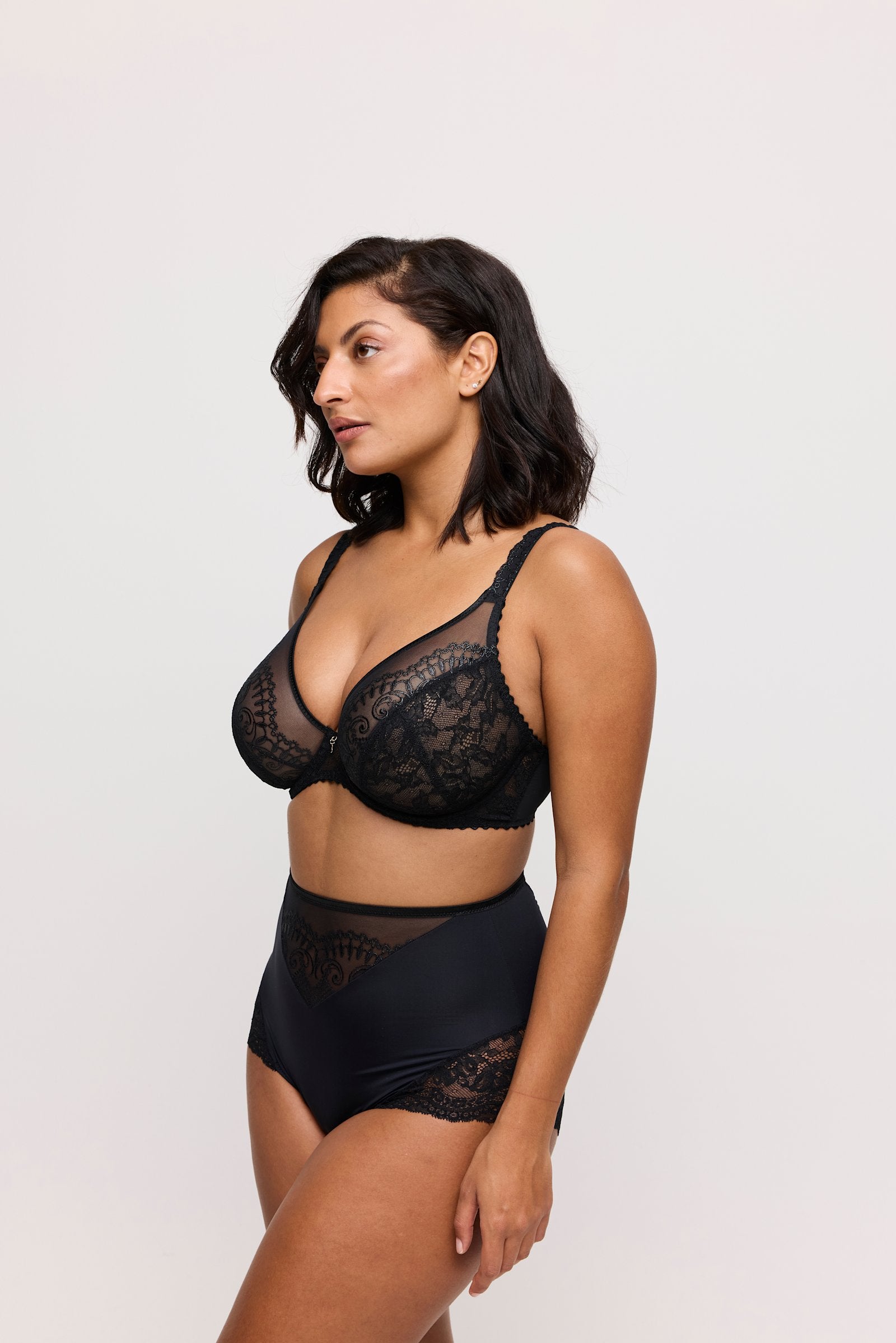 PrimaDonna Shimla Rio Brief on model in Black