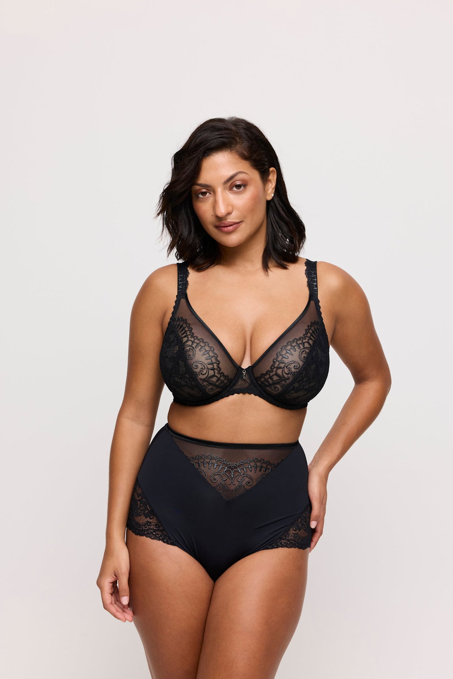 PrimaDonna Shimla Rio Brief on model in Black