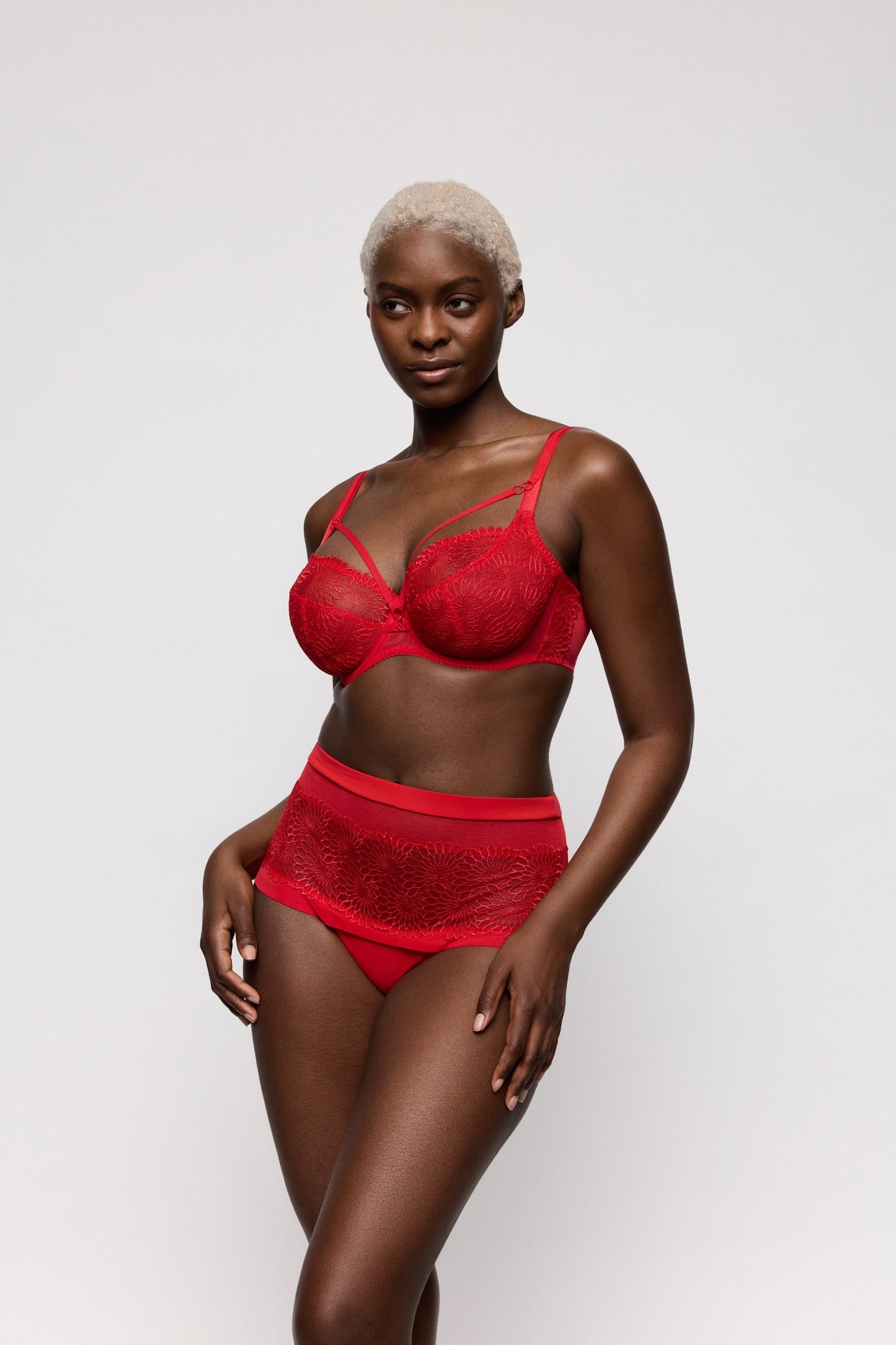 PrimaDonna Sophora Hotpant on model in True Red