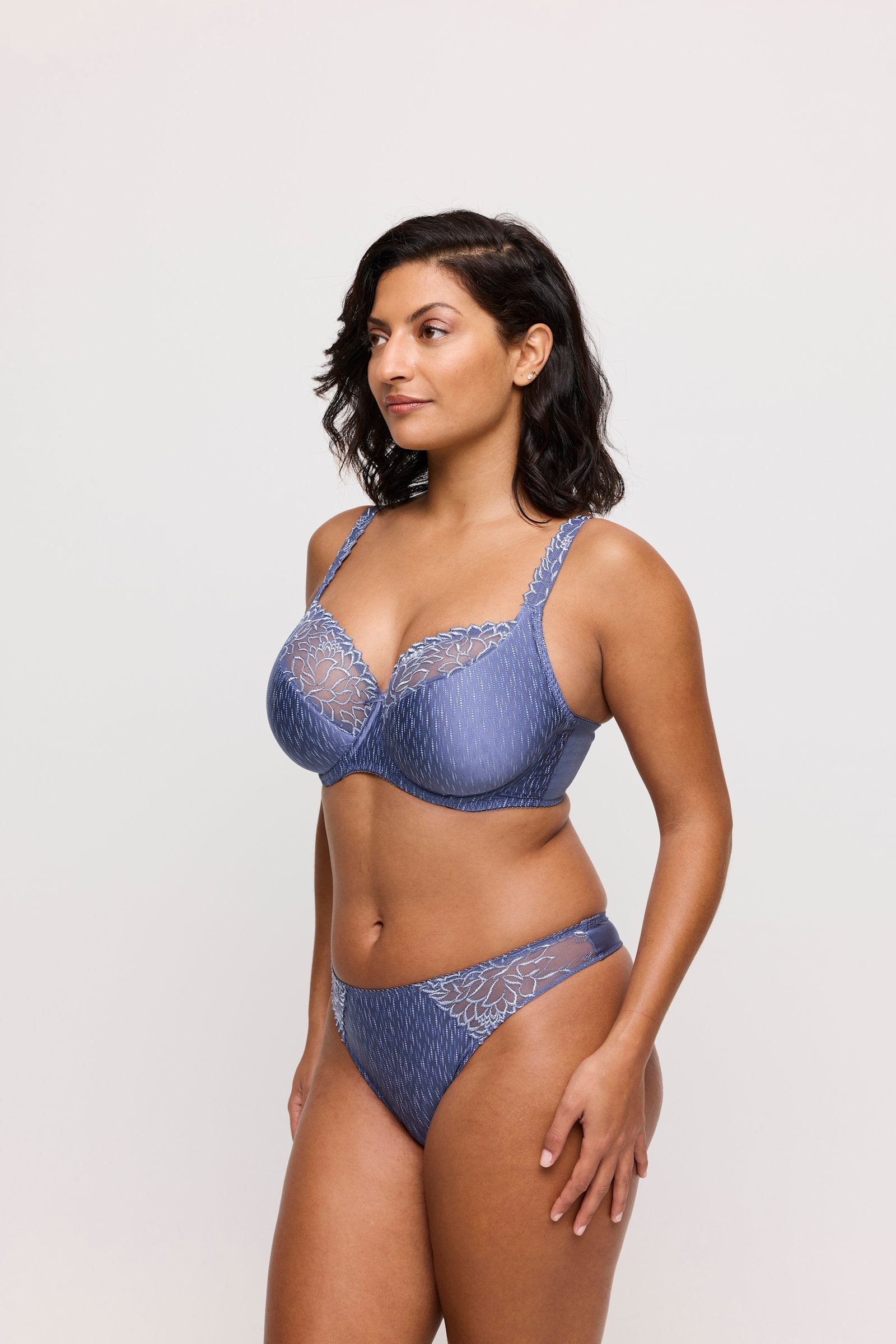 PrimaDonna Monterrey Thong on model in Nightshadow Blue