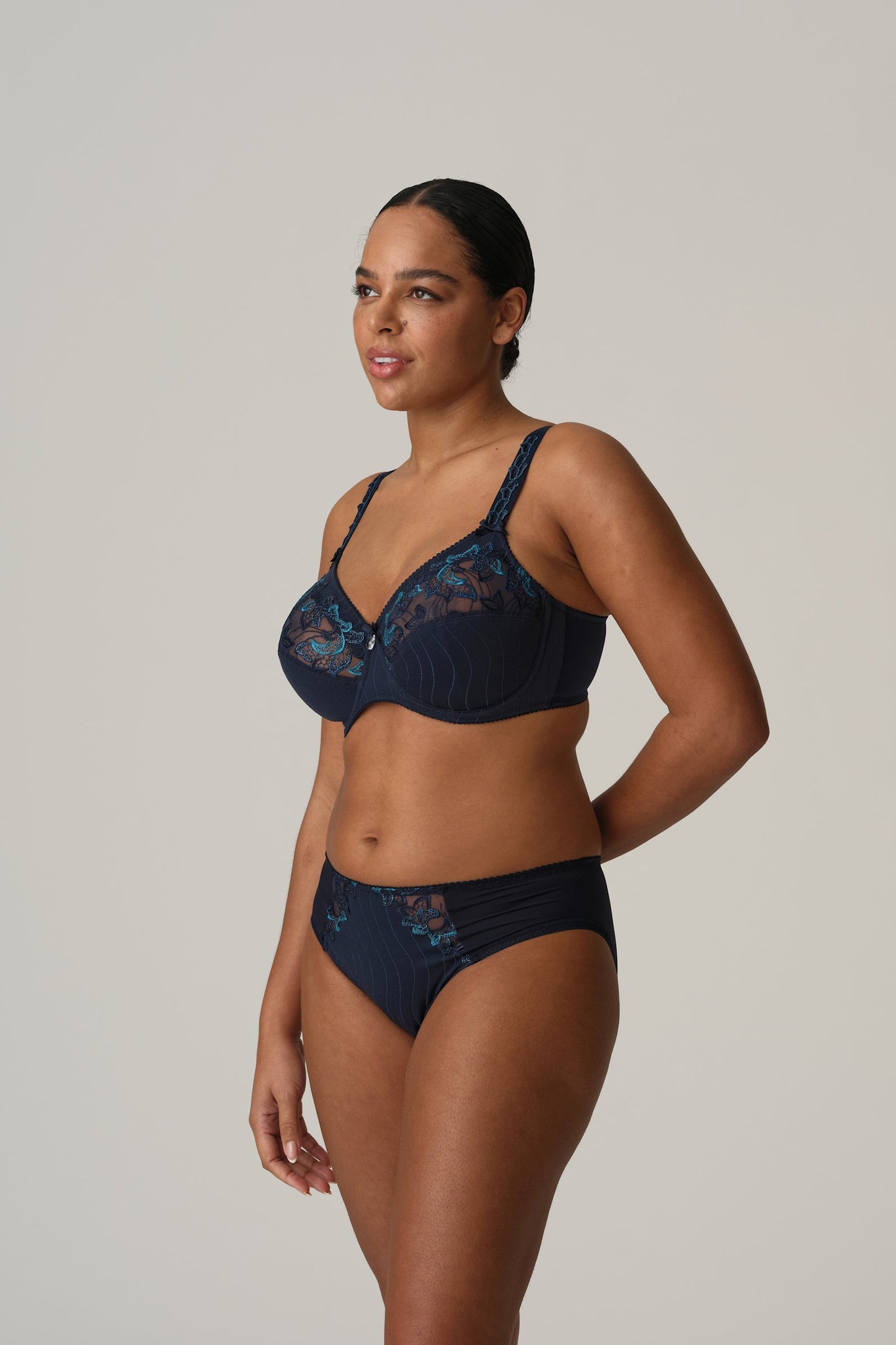 PrimaDonna Deauville Rio Brief on model in Velvet Blue