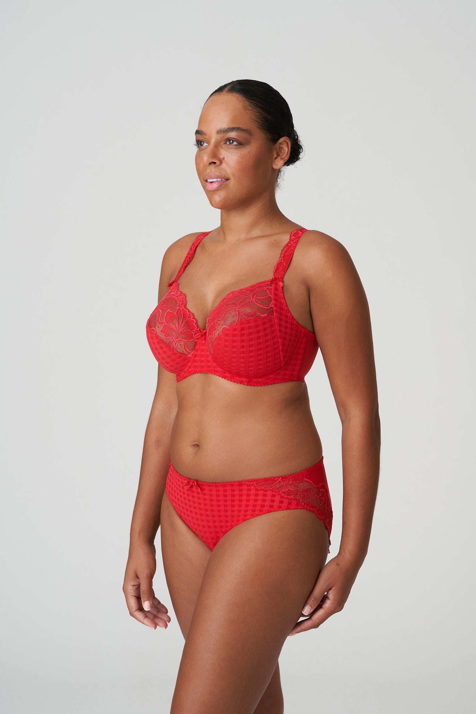 PrimaDonna Madison Rio Brief on model in Scarlet