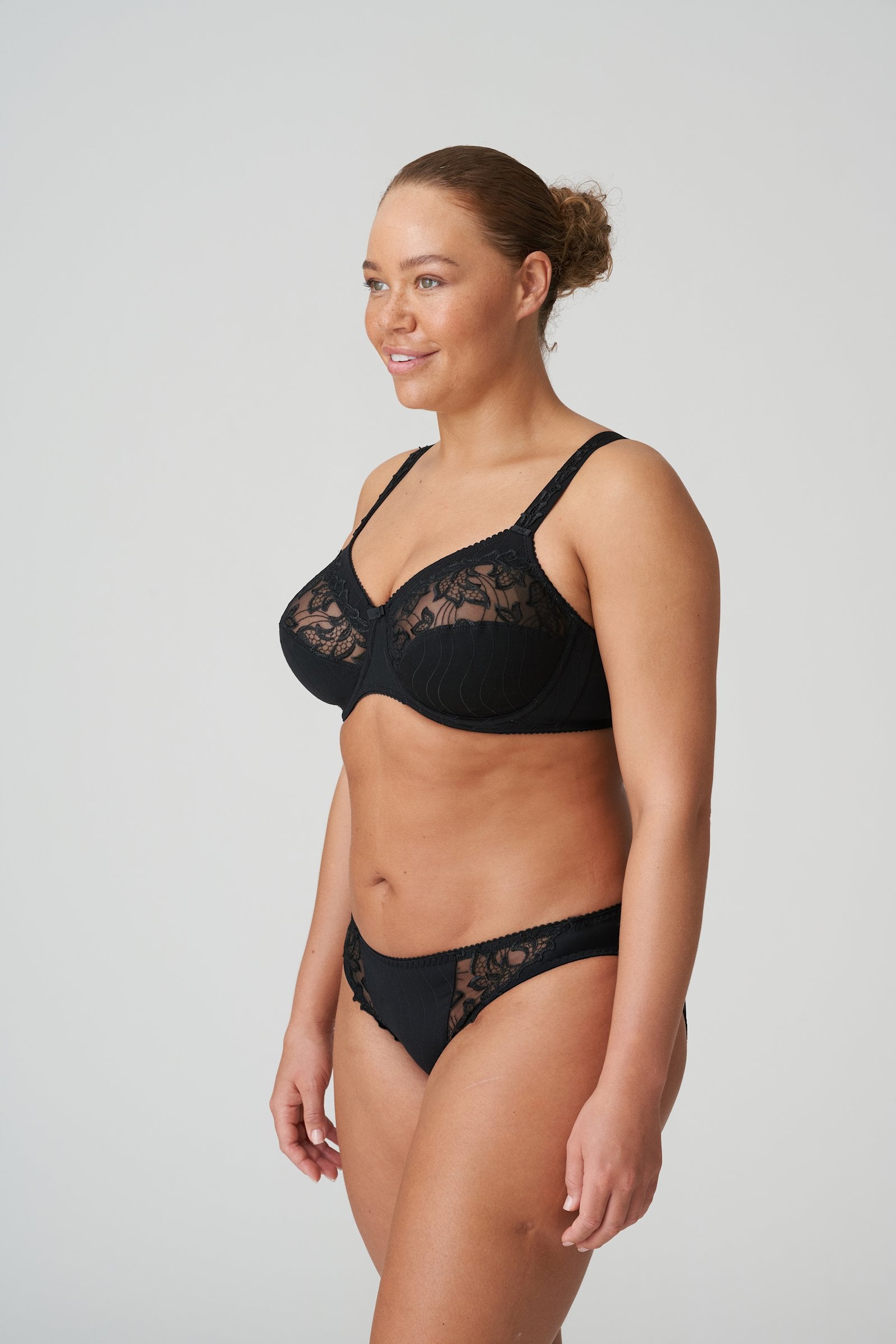 PrimaDonna Deauville Full Cup Bra on model in Black