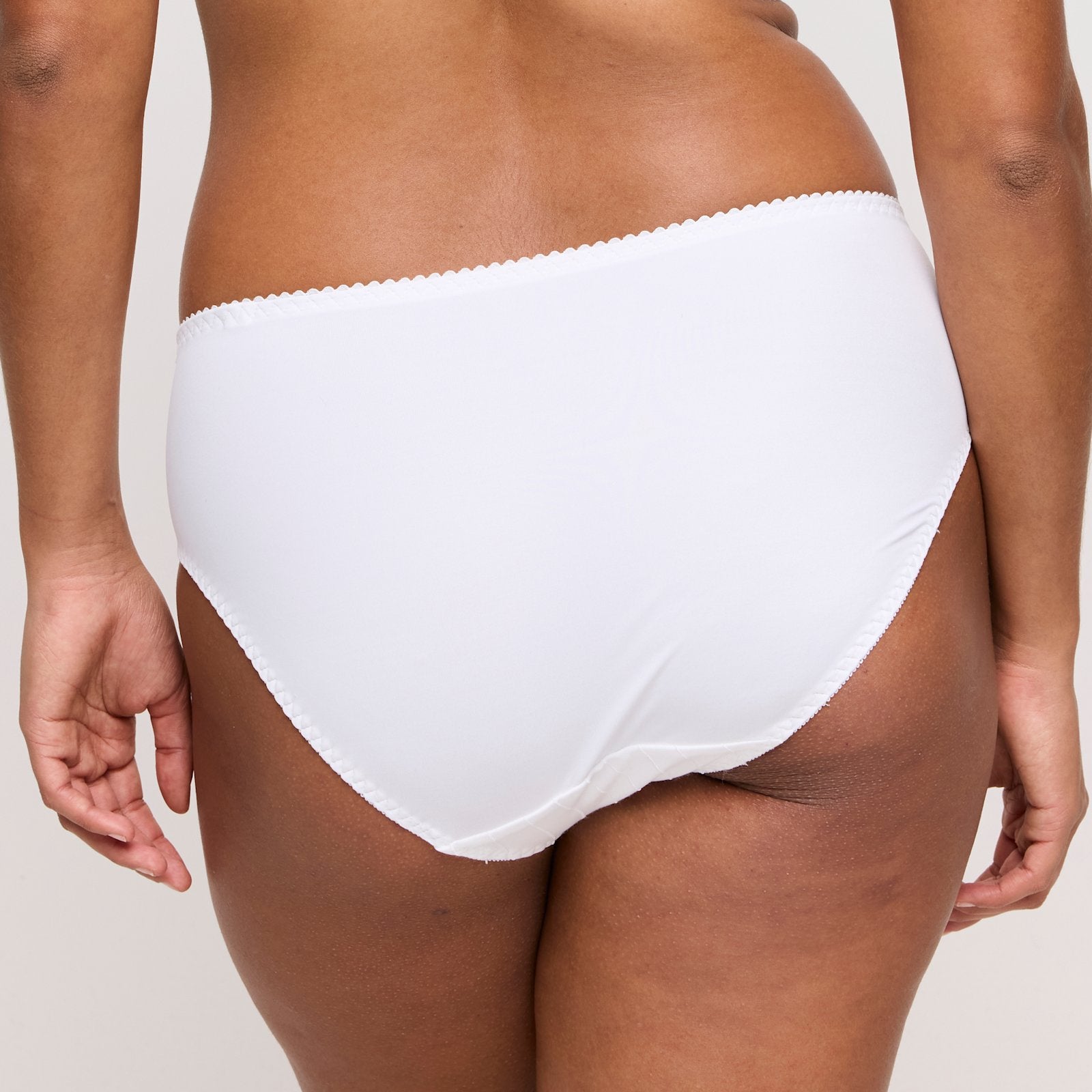 PrimaDonna Deauville Full Brief in White