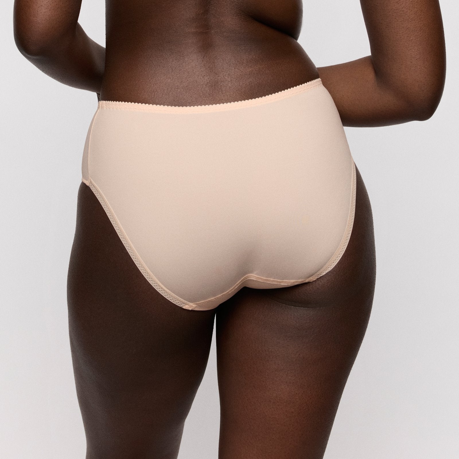 PrimaDonna Deauville Full Brief in Venus