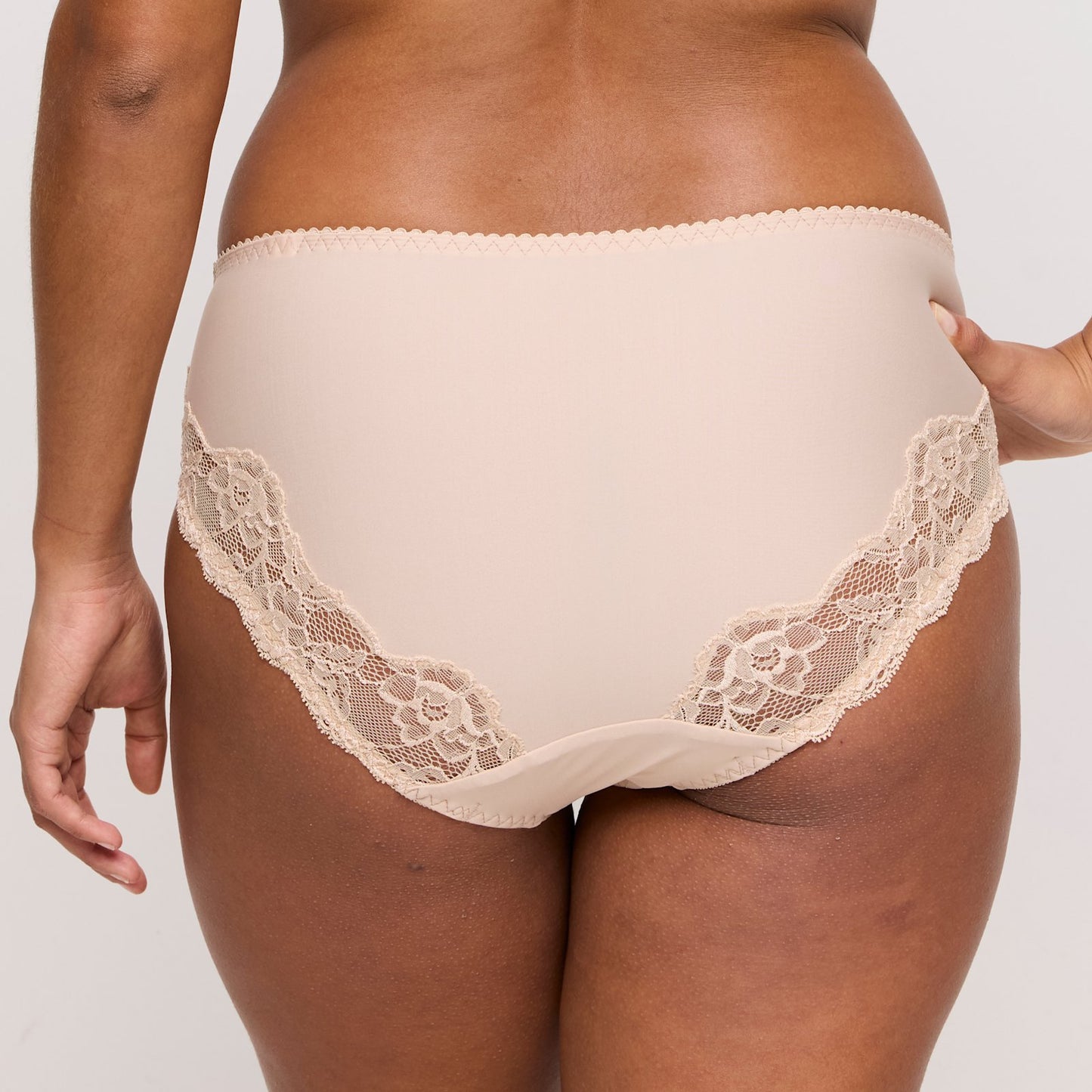 PrimaDonna Madison Full Brief in Caffé Latte
