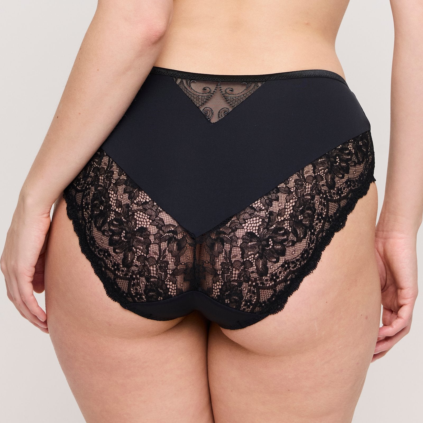 PrimaDonna Shimla Full Brief in Black