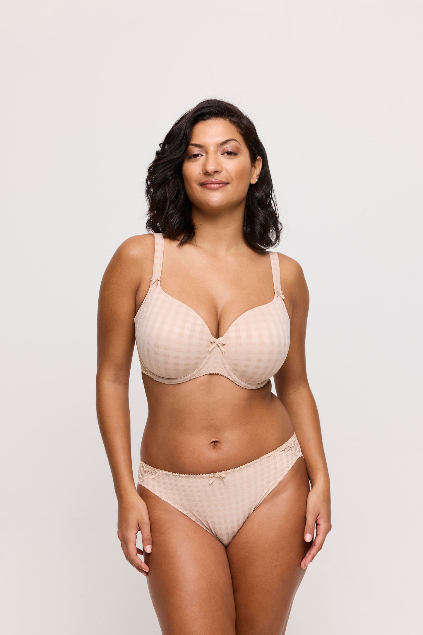 PrimaDonna Madison Rio Brief on model in Caffé Latte