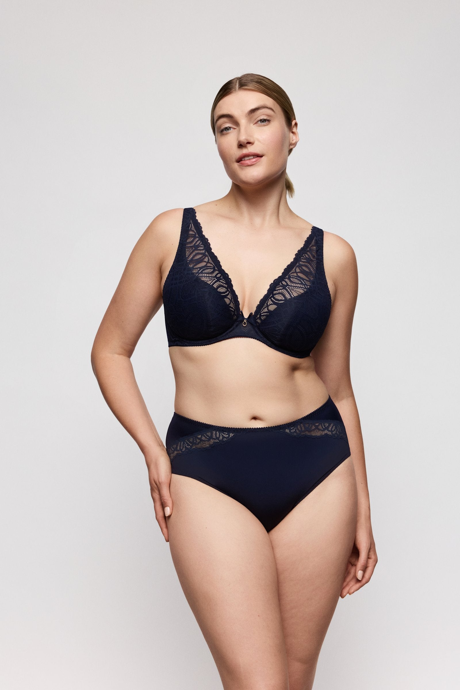 PrimaDonna Salerno Full Brief on model in Midnight Blue