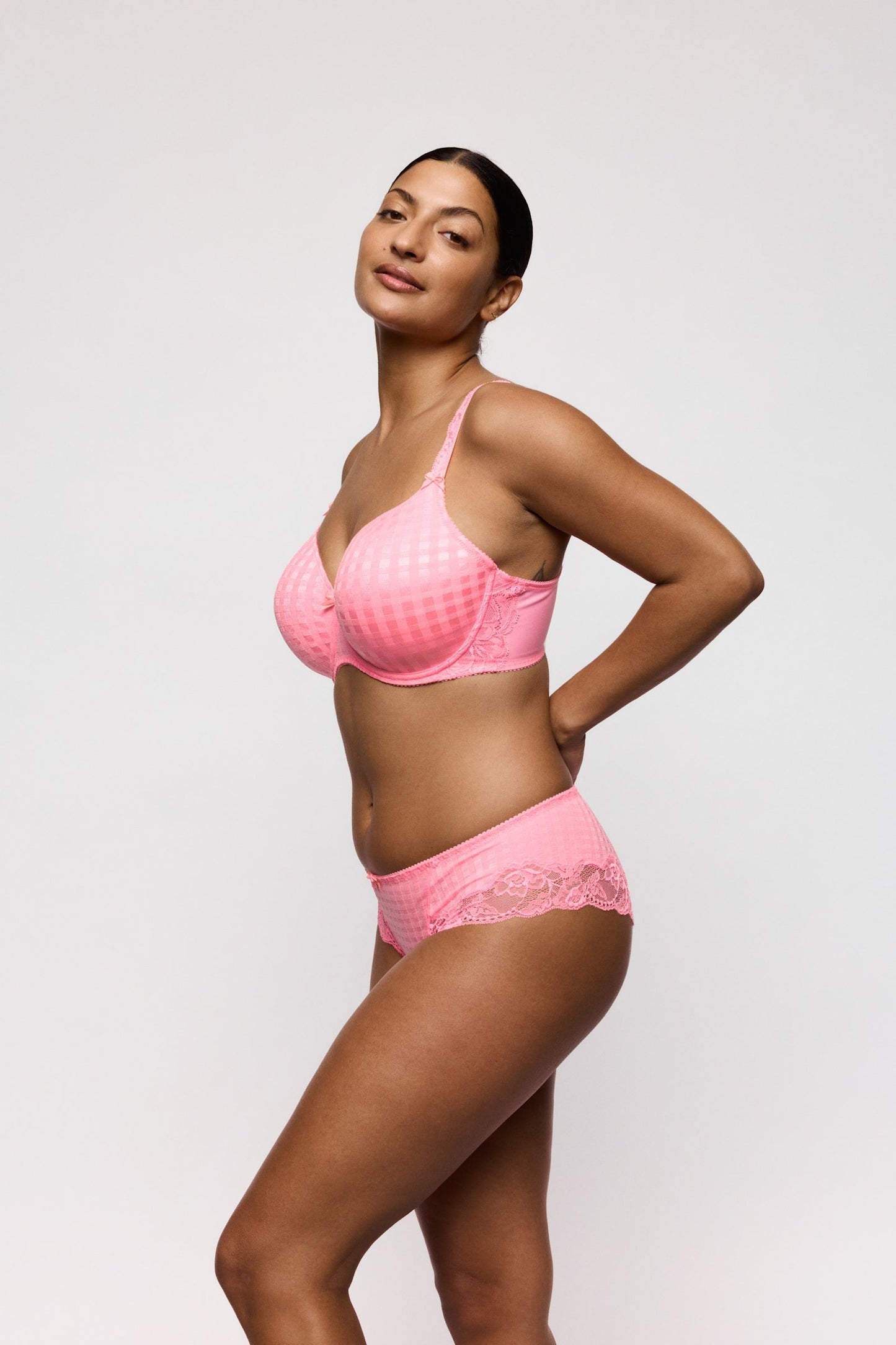 PrimaDonna Madison Hotpant on model in Pink Parfait