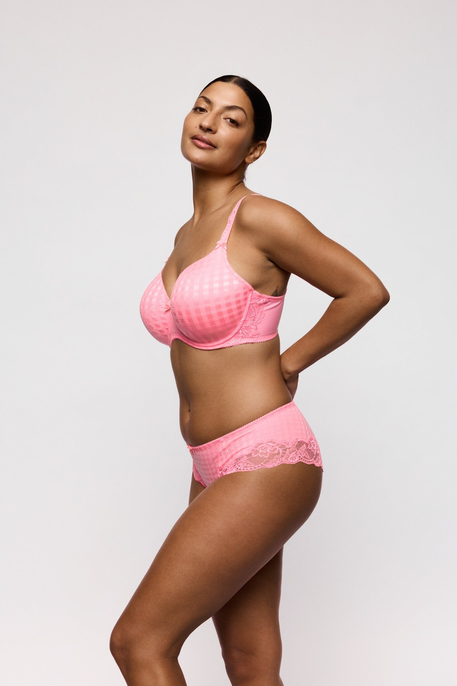PrimaDonna Madison Hotpant on model in Pink Parfait