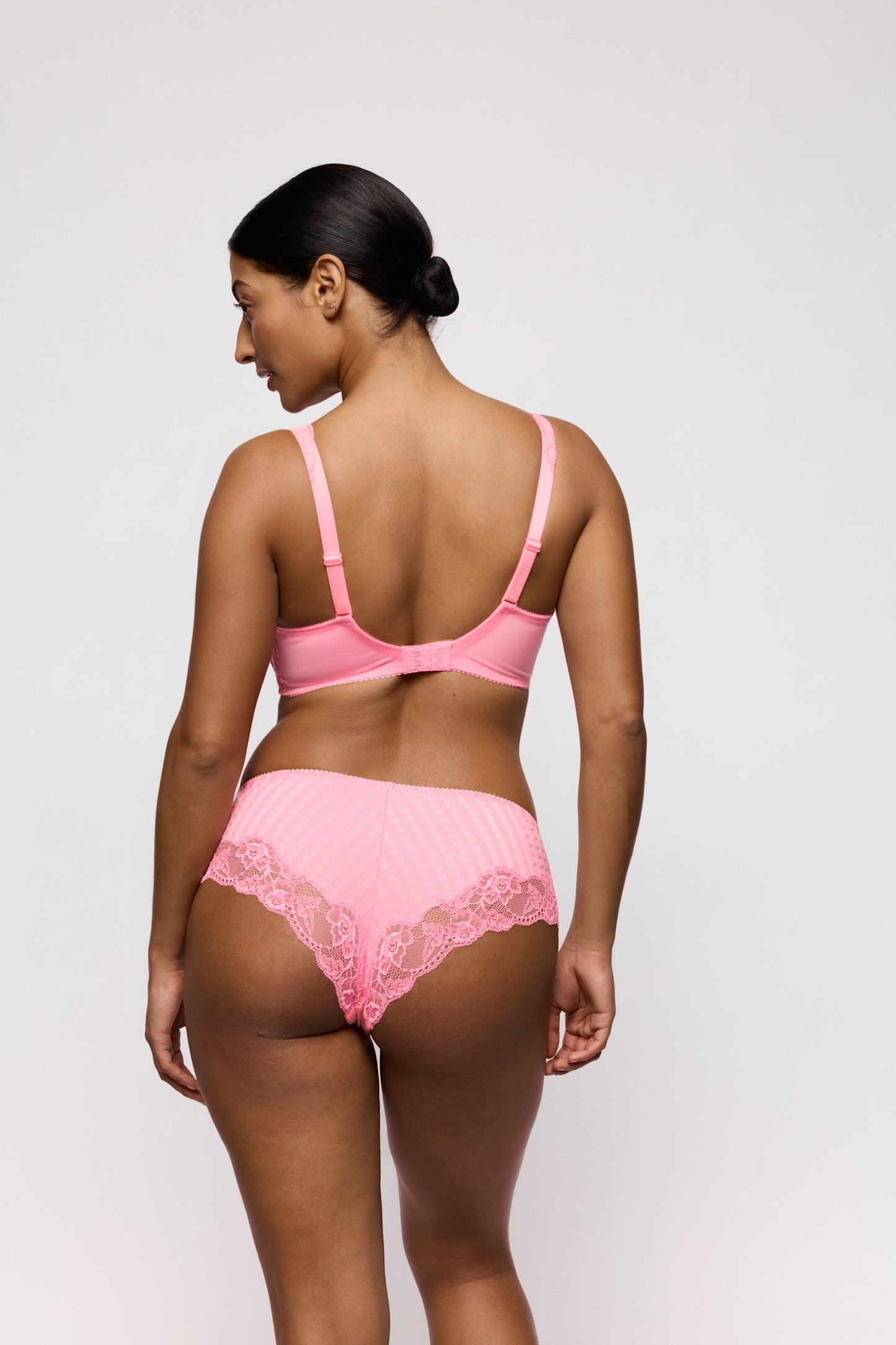 PrimaDonna Madison Hotpant on model in Pink Parfait