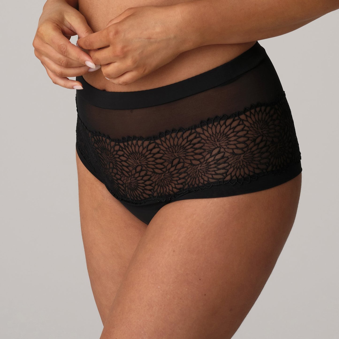 PrimaDonna Sophora Hotpant in Black