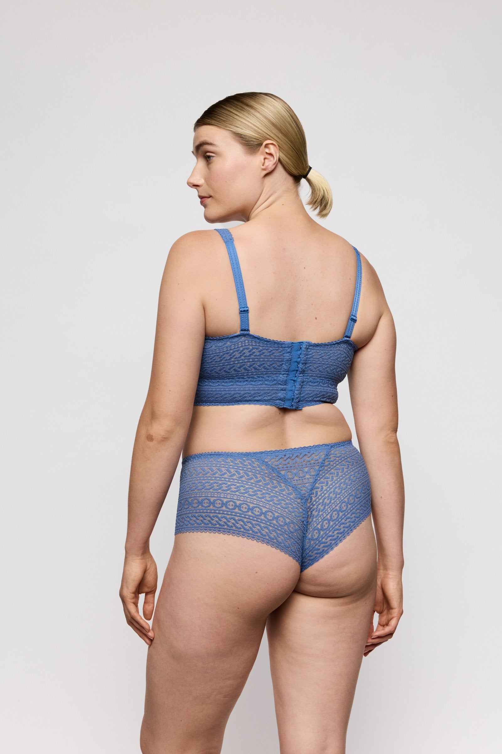 PrimaDonna Montara Luxury Thong on model in Regatta