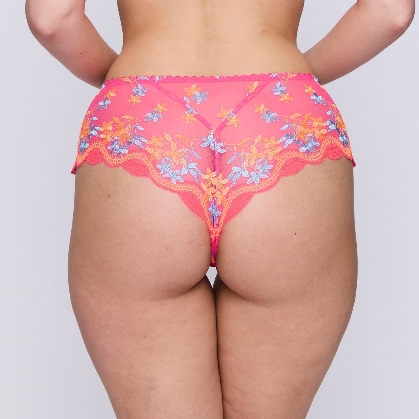 PrimaDonna Cala Luna Luxury Thong in Blogger Pink