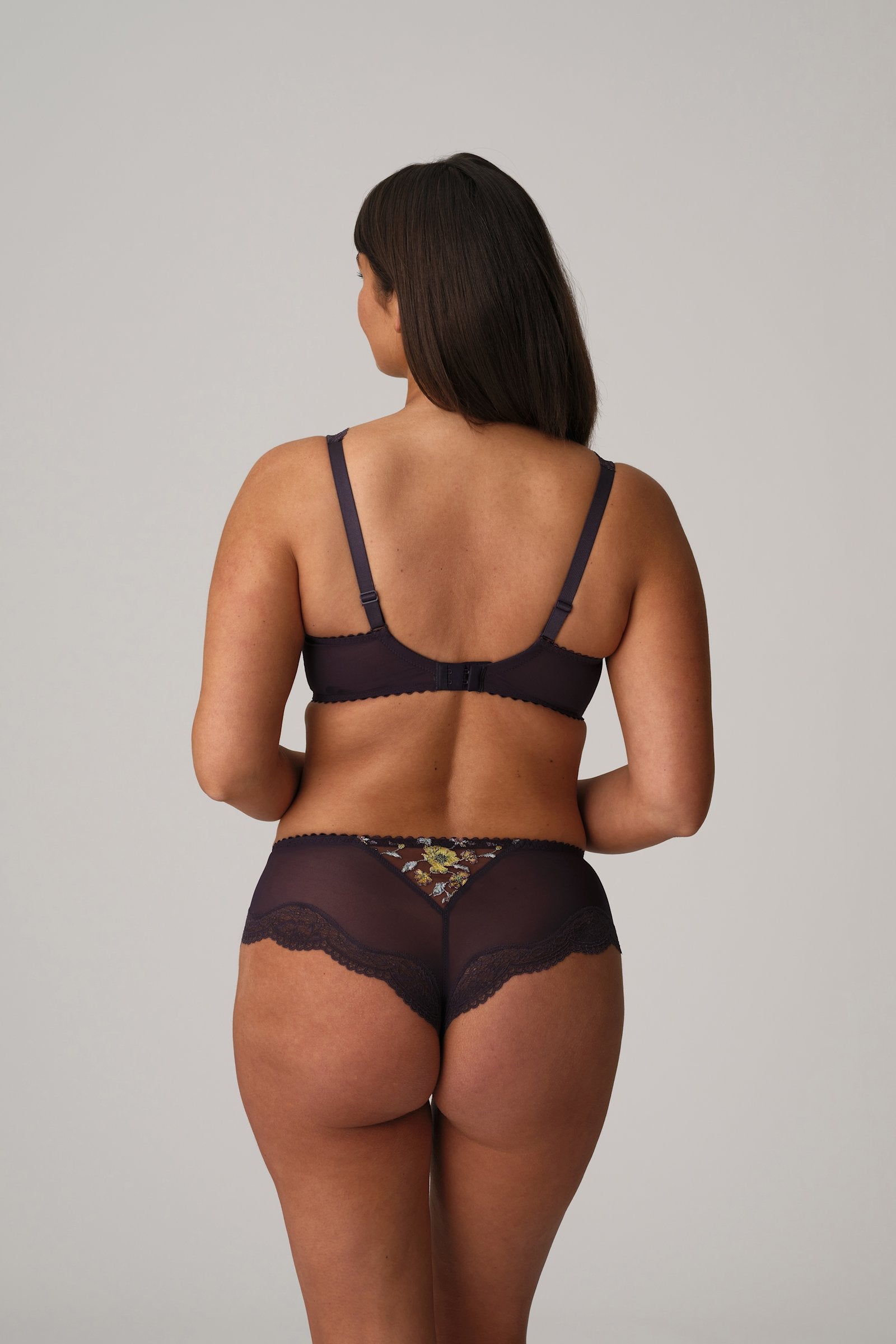 PrimaDonna Malba Luxury Thong on model in Amethyst