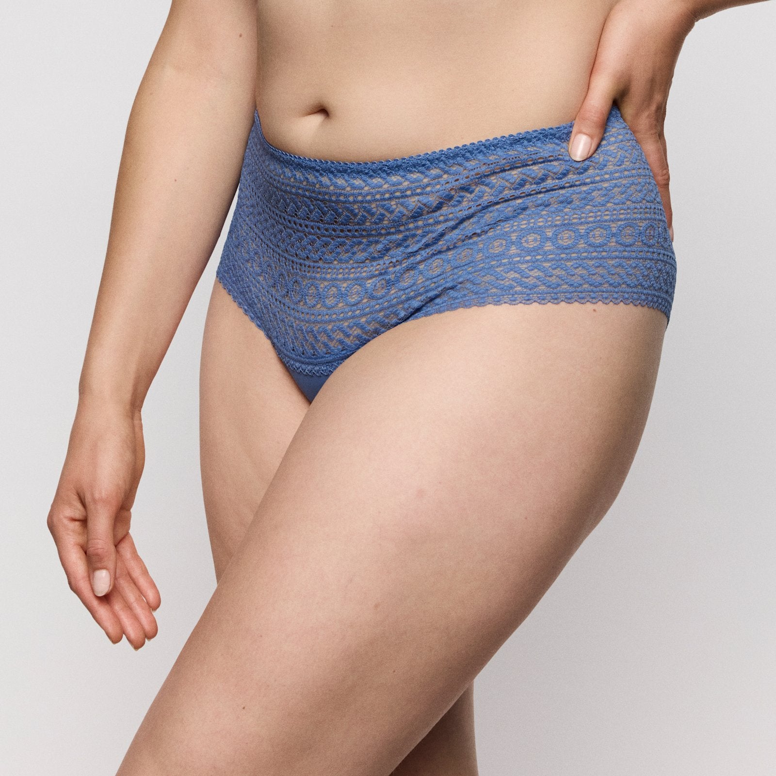 PrimaDonna Montara Luxury Thong in Regatta