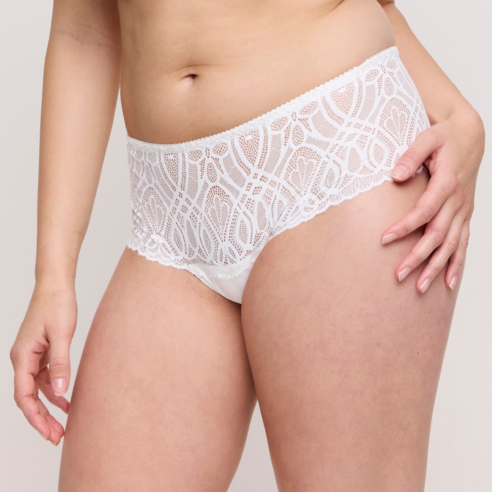 PrimaDonna Salerno Luxury Thong in Natural