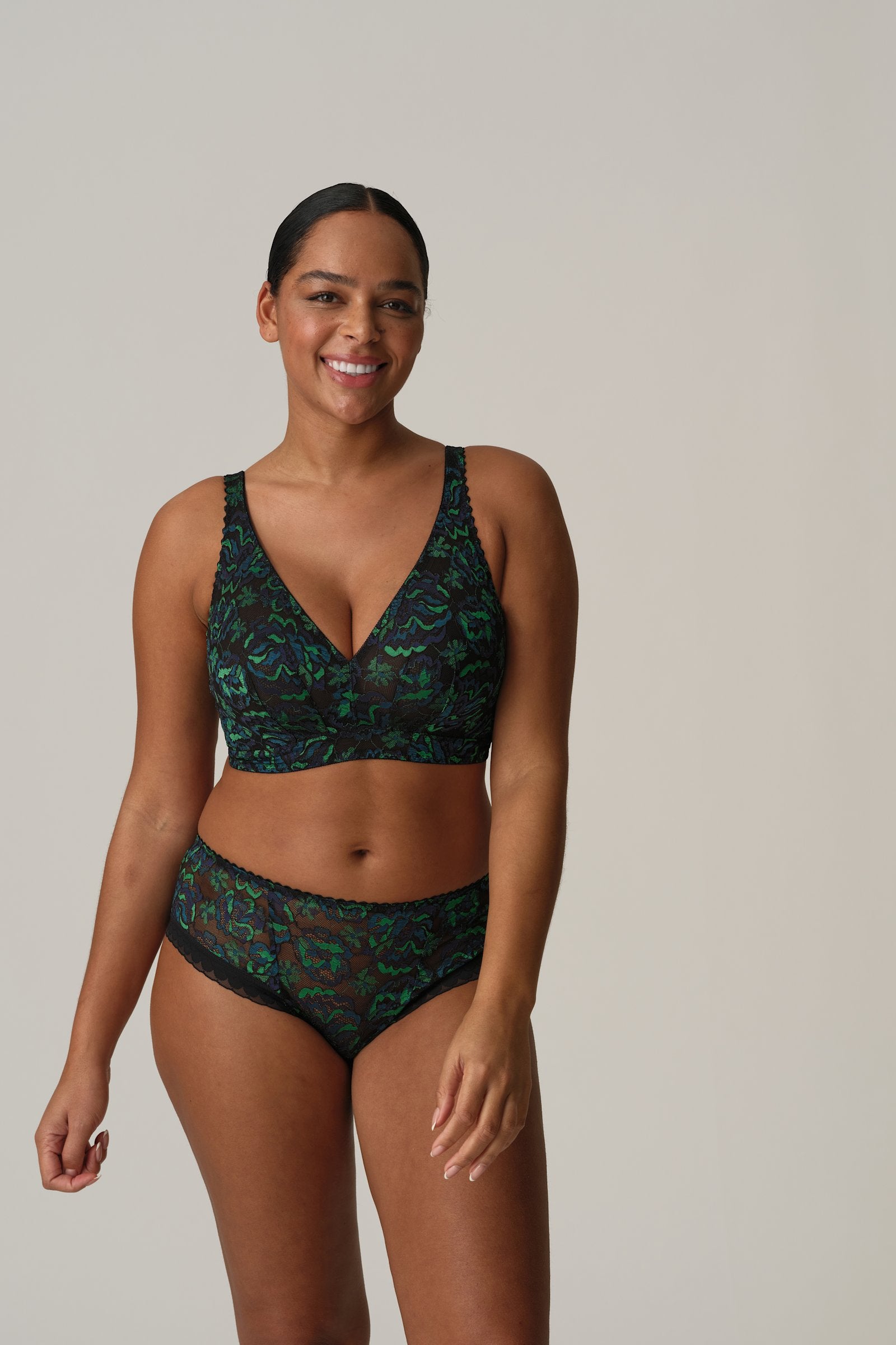 PrimaDonna San Angel Luxury Thong on model in Peacock Feather