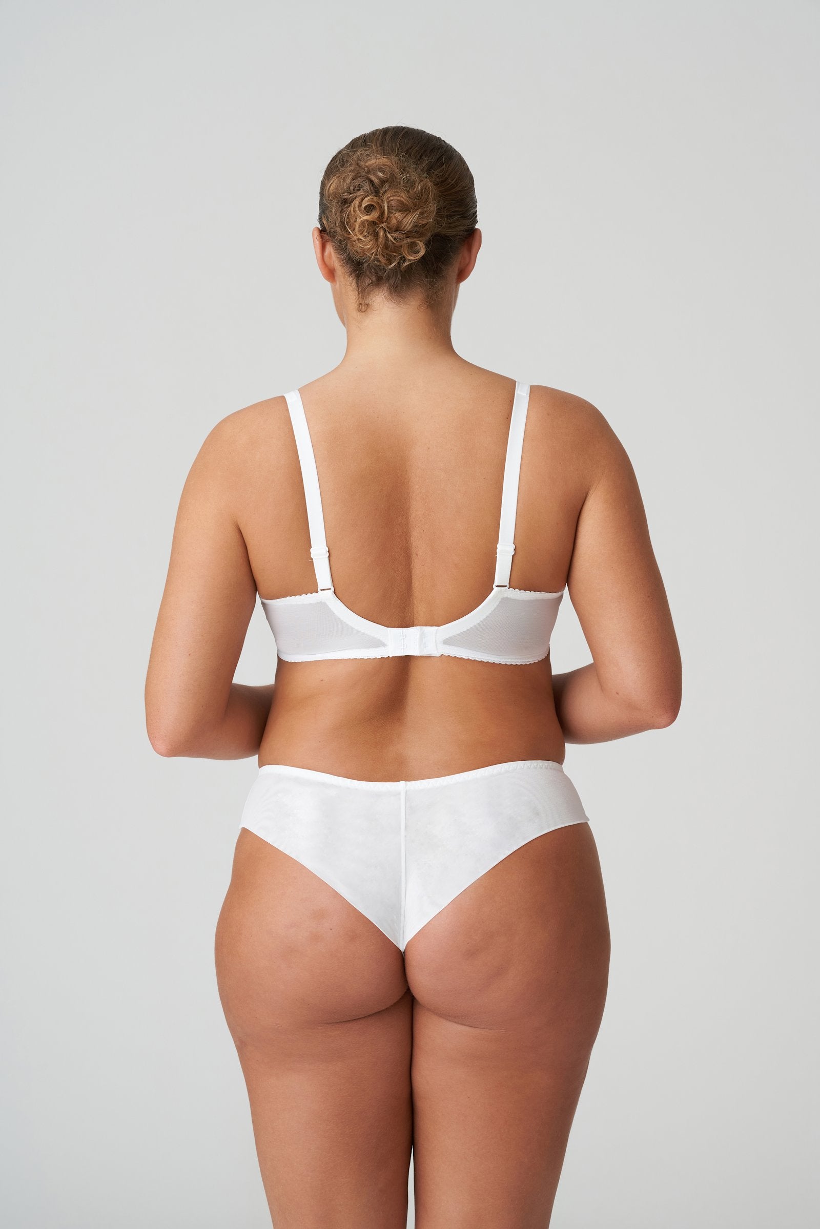 PrimaDonna Sophora Thong on model in White