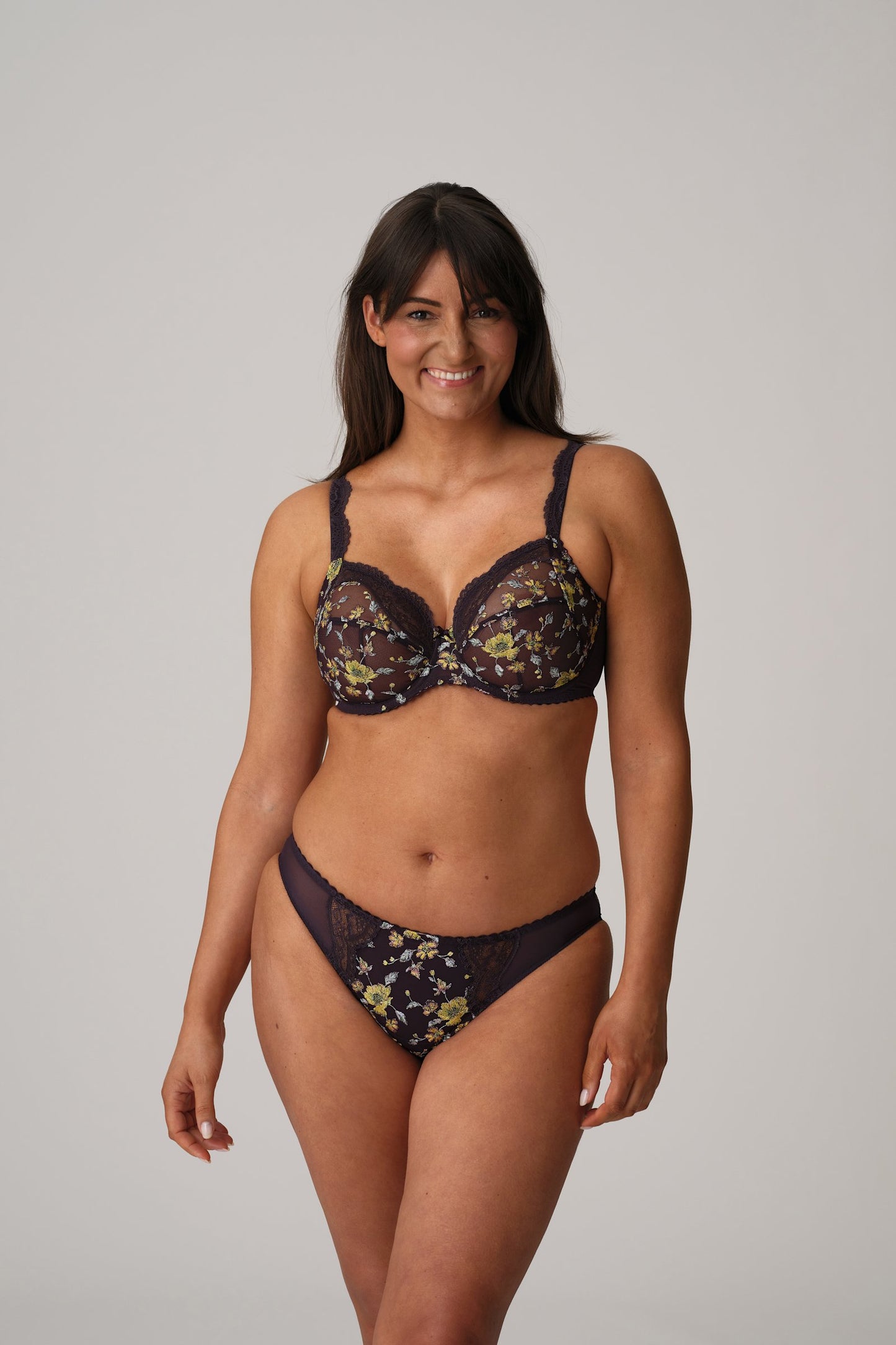 PrimaDonna Malba Full Cup Bra on model in Amethyst
