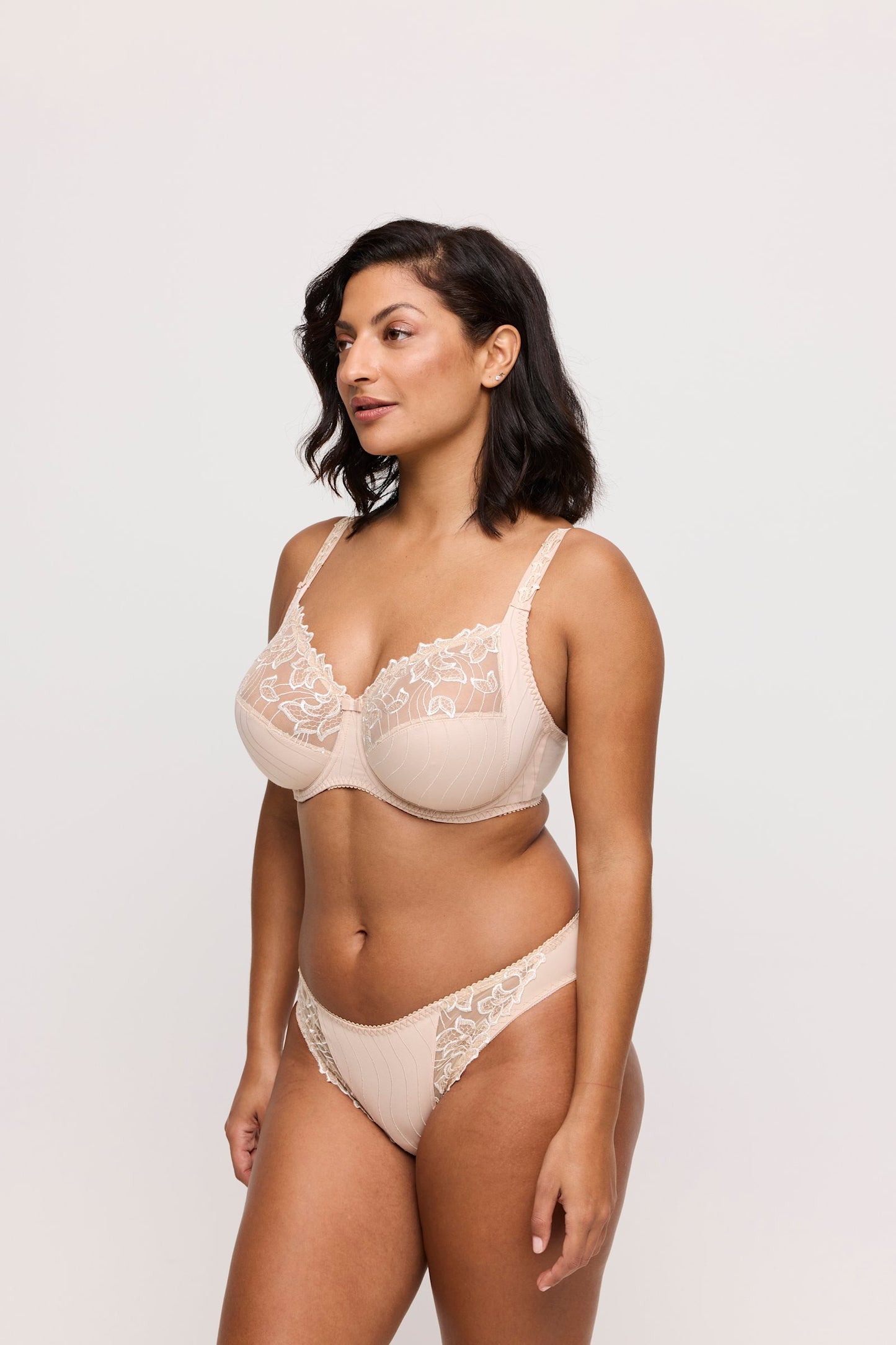 PrimaDonna Deauville Rio Brief on model in Caffé Latte