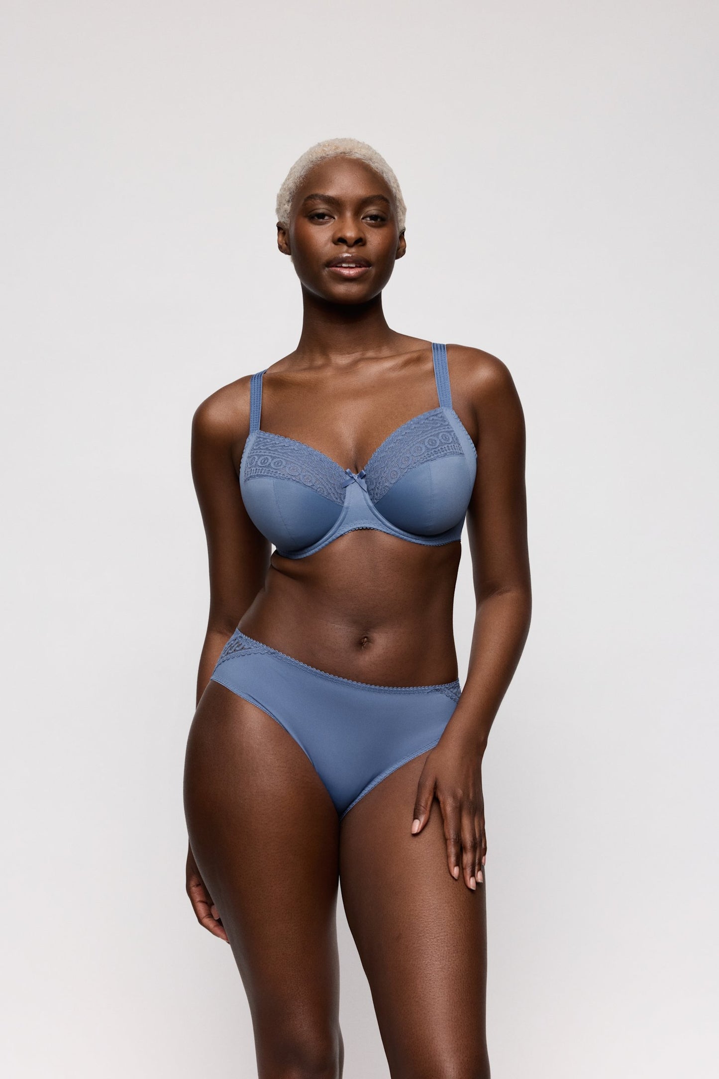 PrimaDonna Montara Full Cup Bra on model in Regatta