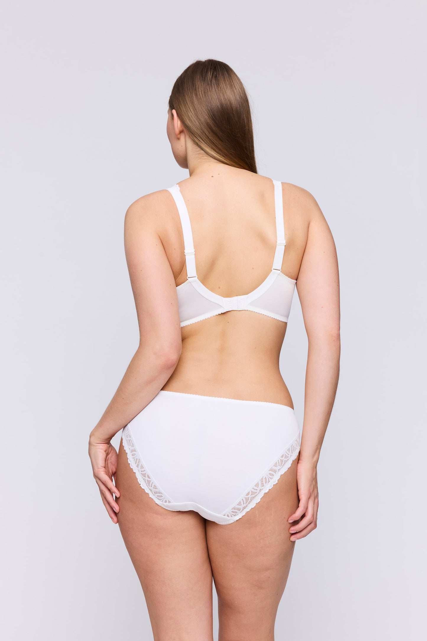 PrimaDonna Salerno Rio Brief on model in Natural