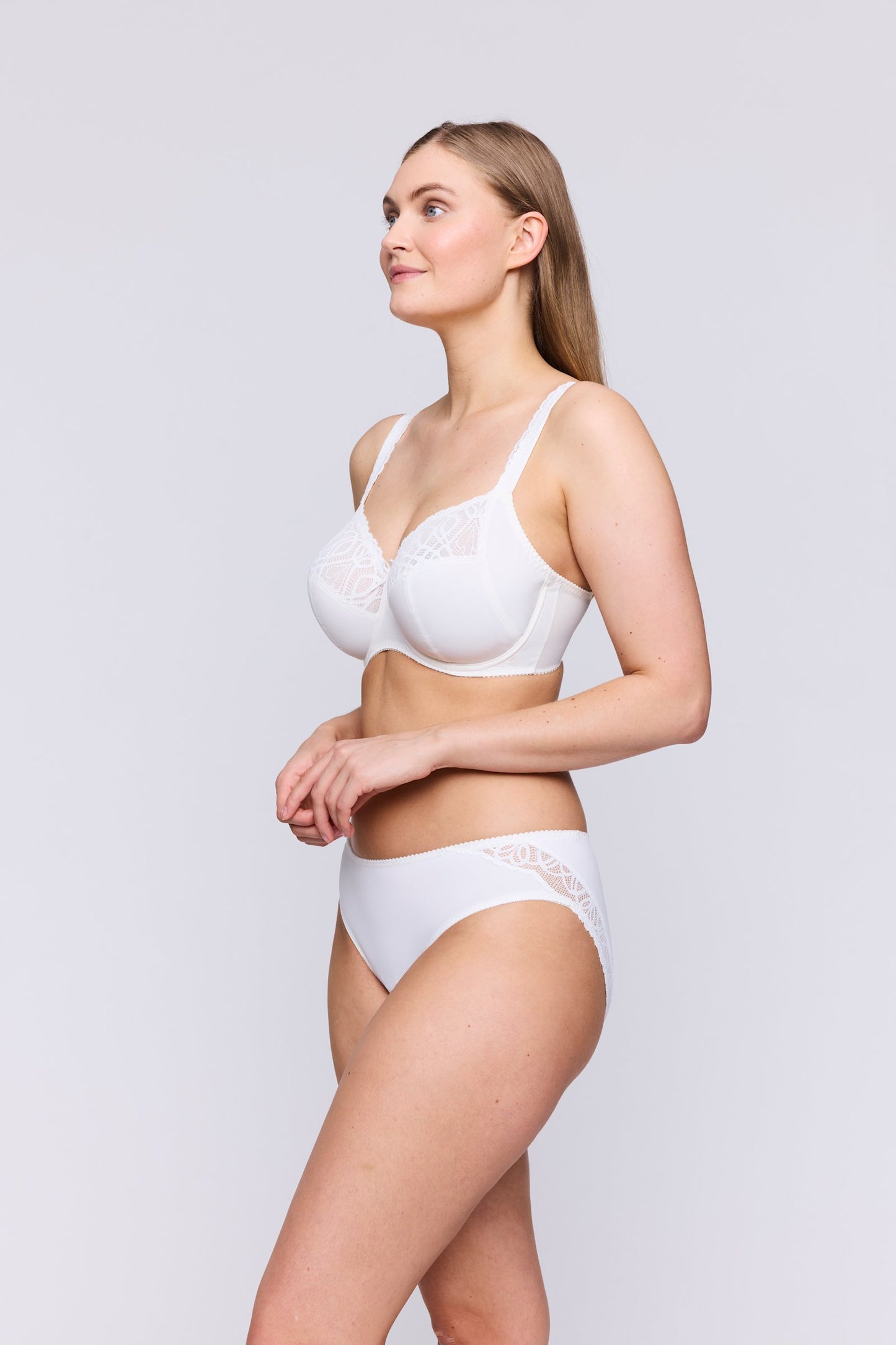 PrimaDonna Salerno Rio Brief on model in Natural