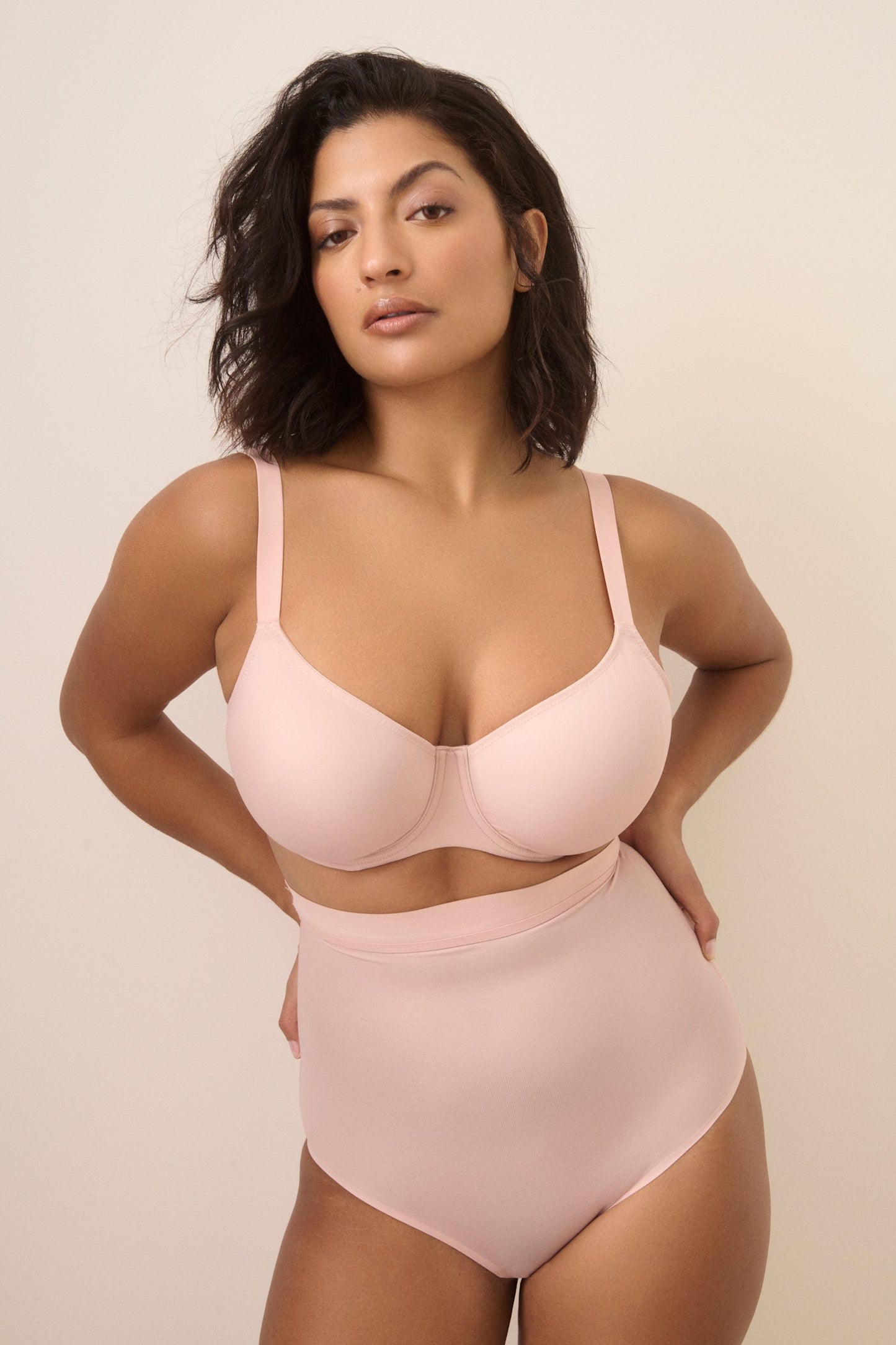 PrimaDonna Figuras Full Brief styled on model in Powder Rose