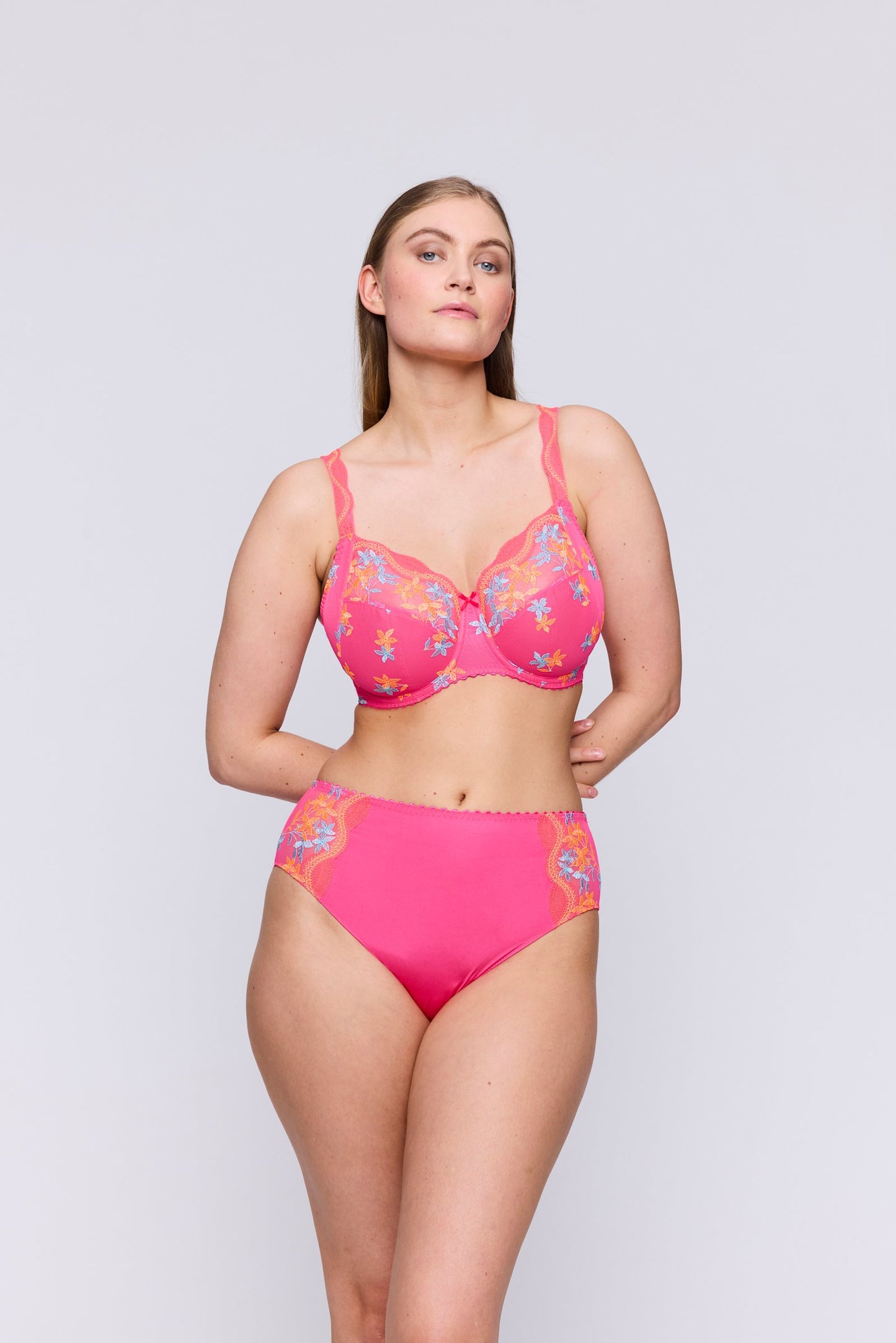 PrimaDonna Cala Luna Full Brief on model in Blogger Pink