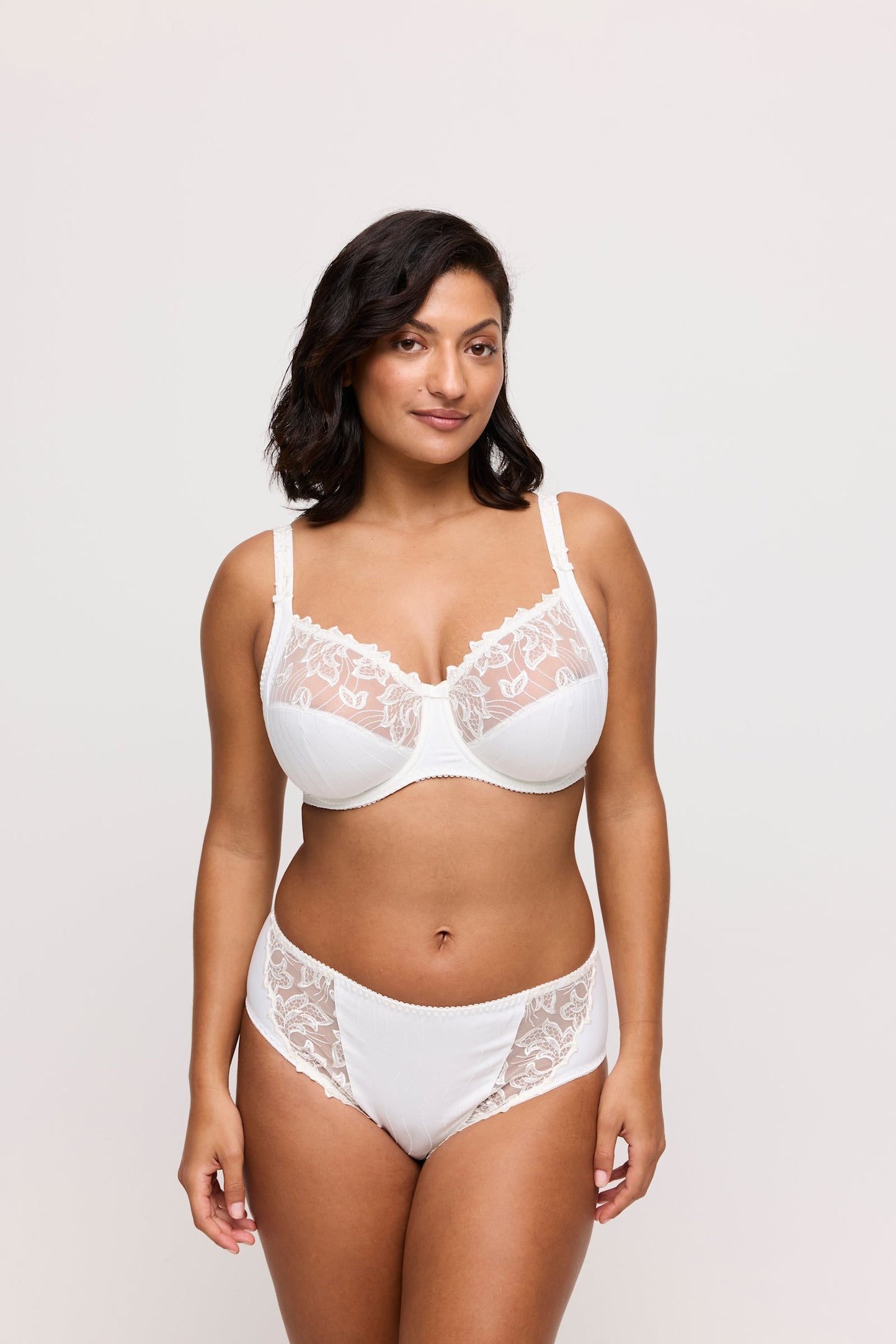 PrimaDonna Deauville Full Brief on model in Natural