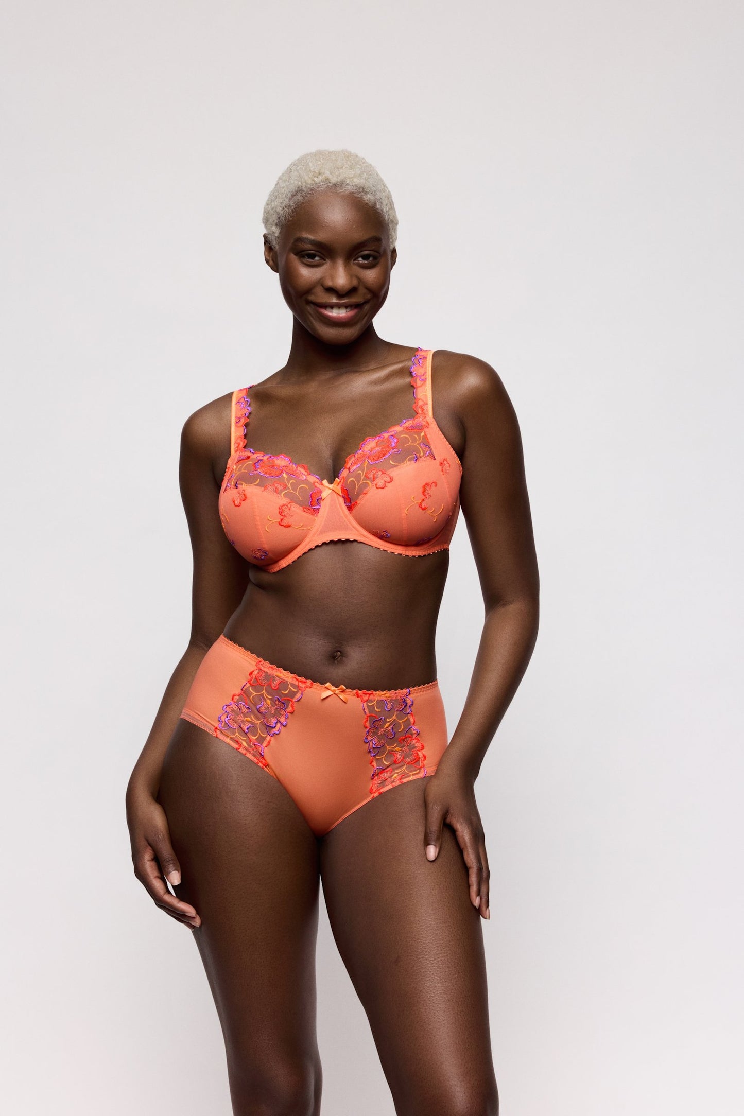 PrimaDonna Devdaha Full Brief on model in Sunset Blush