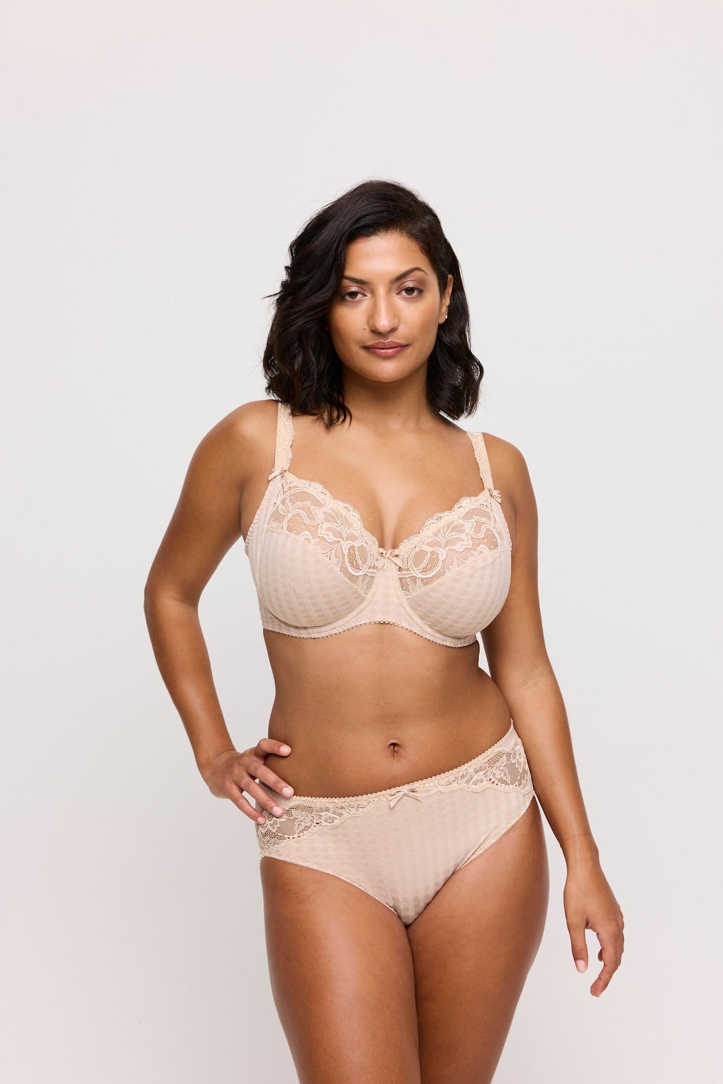 PrimaDonna Madison Full Brief on model in Caffé Latte