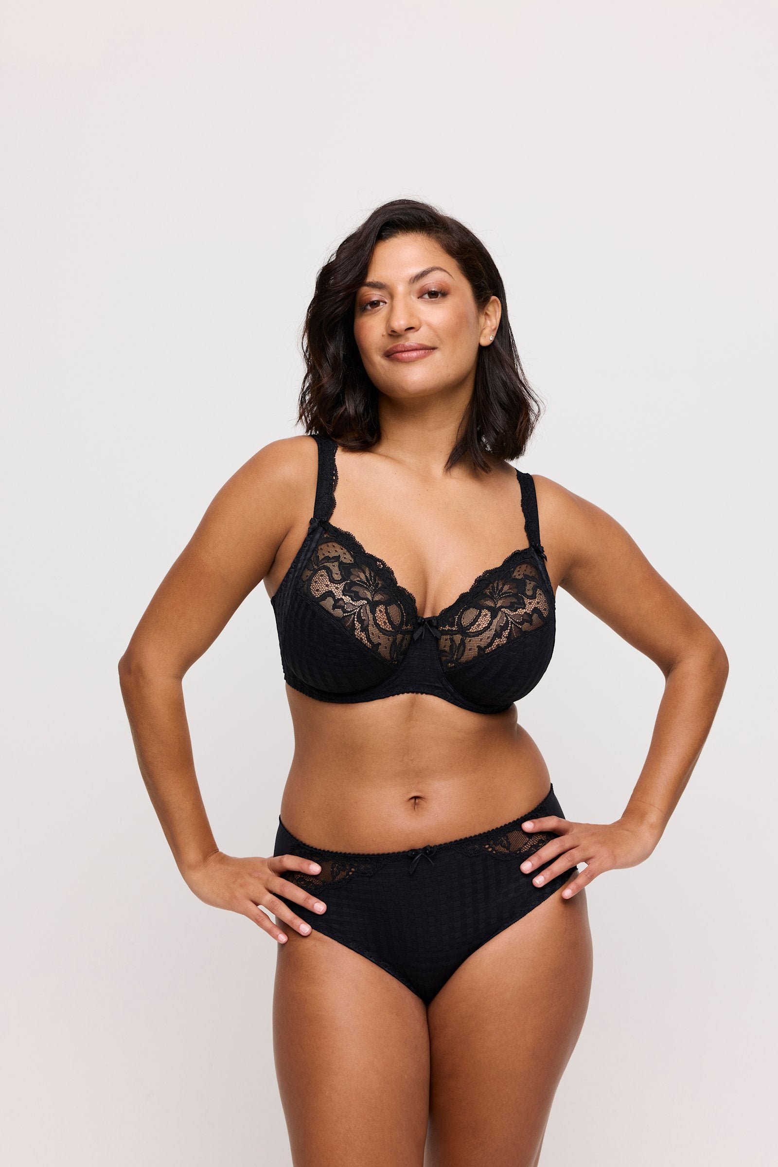 PrimaDonna Madison Full Brief on model in Black