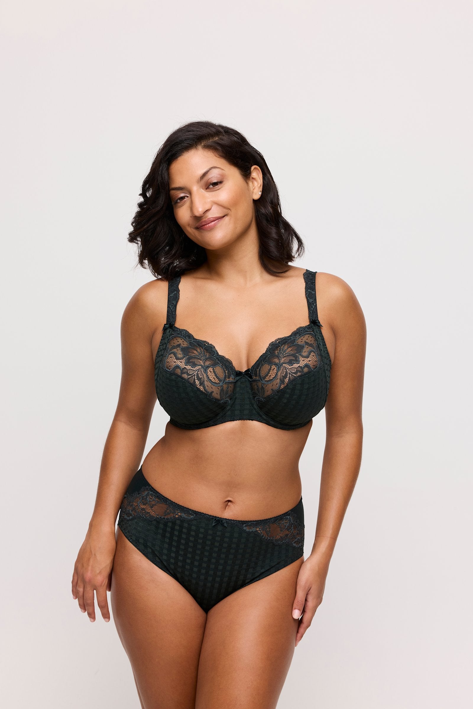PrimaDonna Madison Full Brief on model in Deep Forest