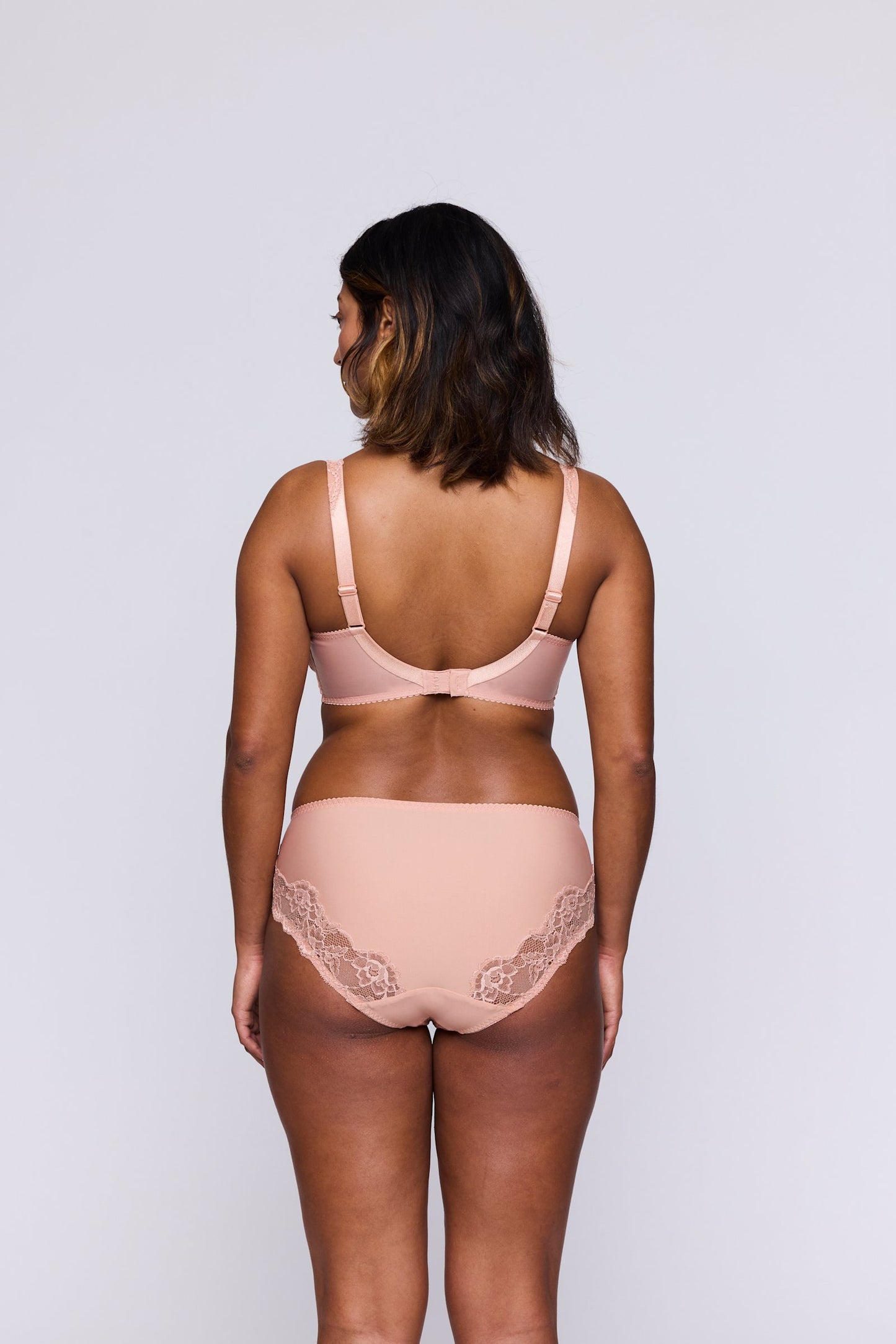 PrimaDonna Madison Full Brief on model in Sweet Dust