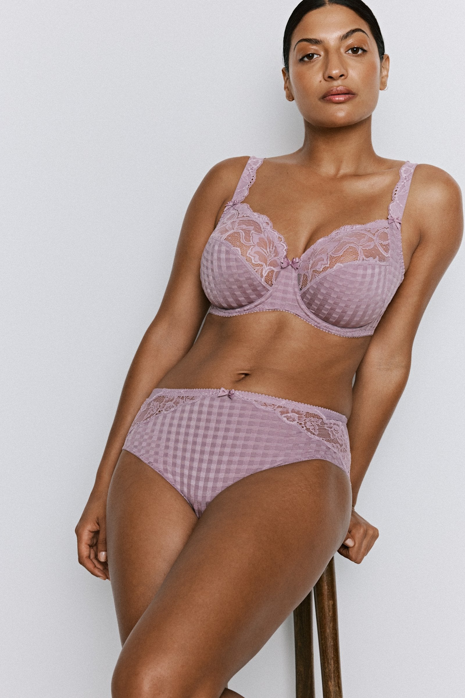 PrimaDonna Madison Full Brief styled on model in Soft Sand