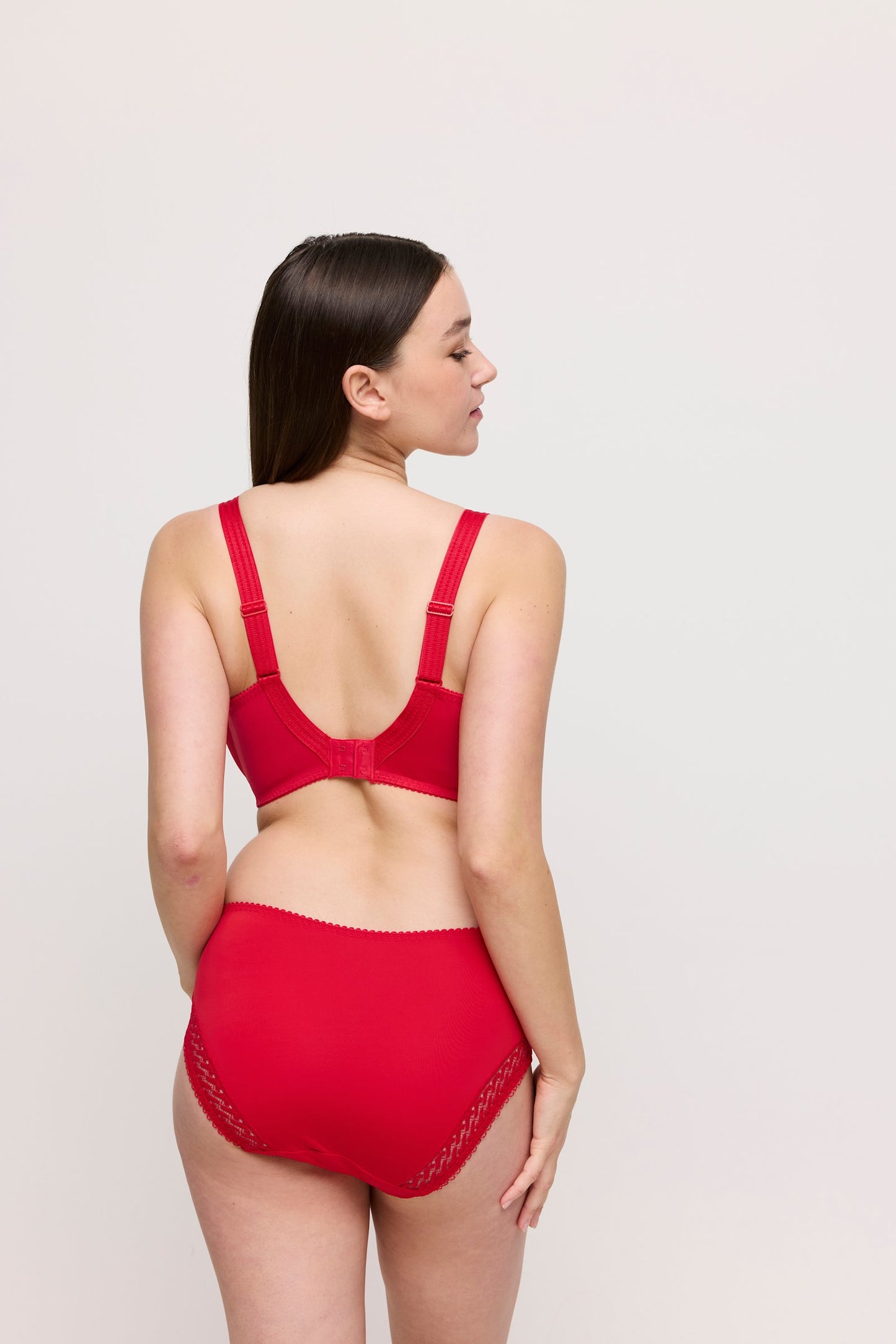 PrimaDonna Montara Full Brief on model in True Red