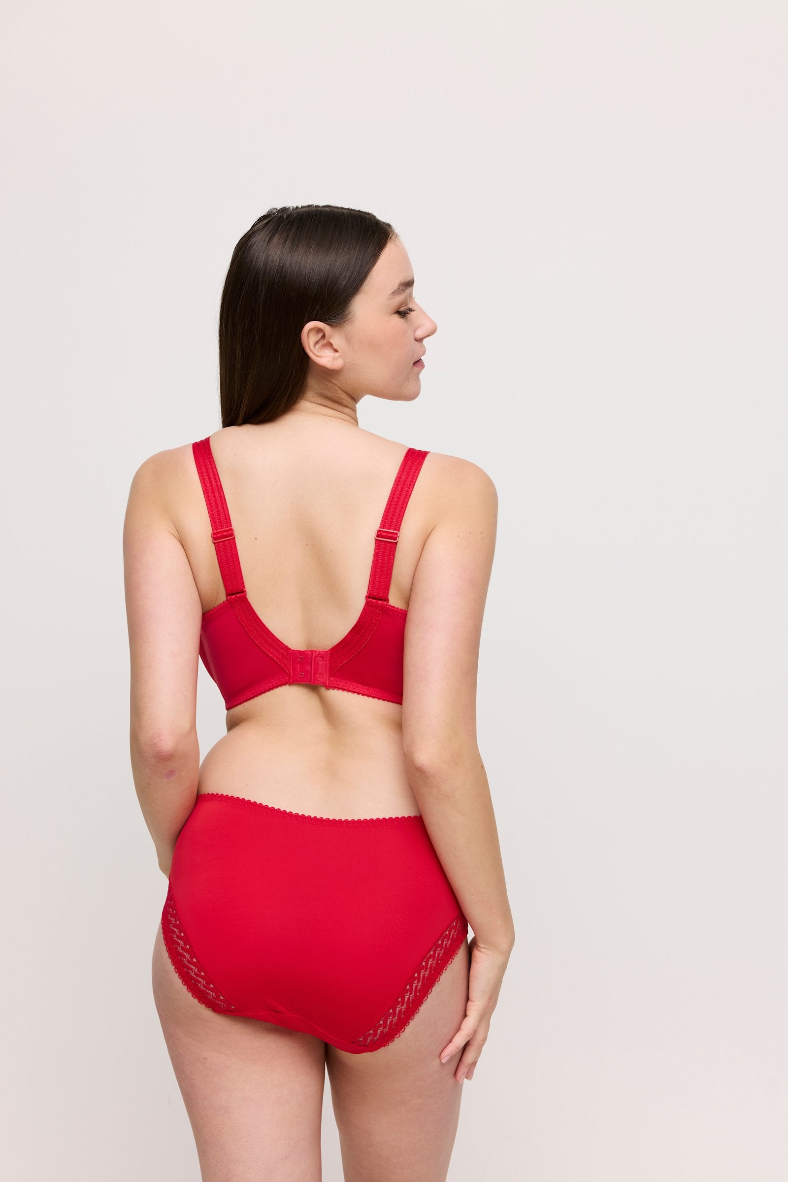 PrimaDonna Montara Full Brief on model in True Red