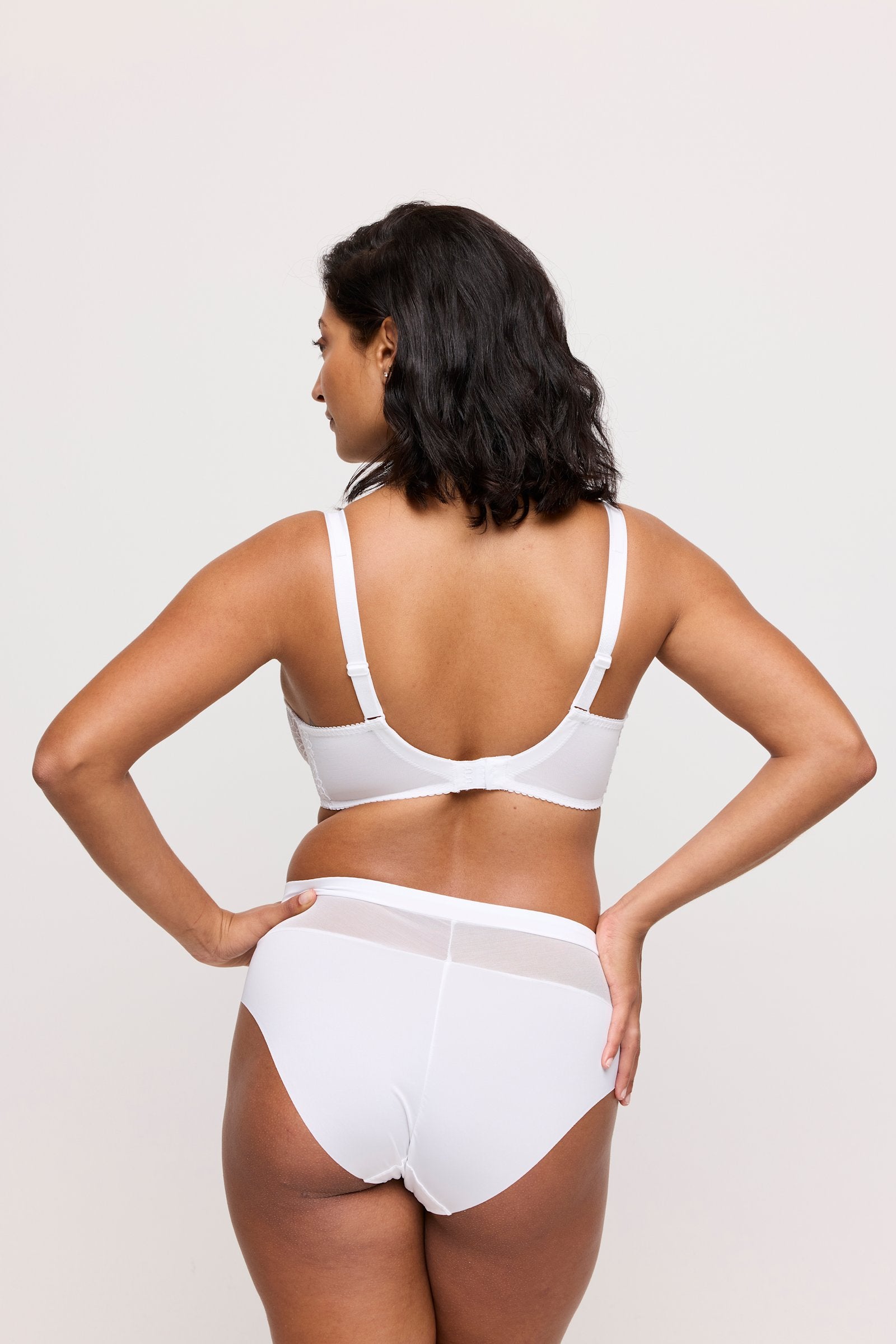 PrimaDonna Sophora Full Brief on model in White