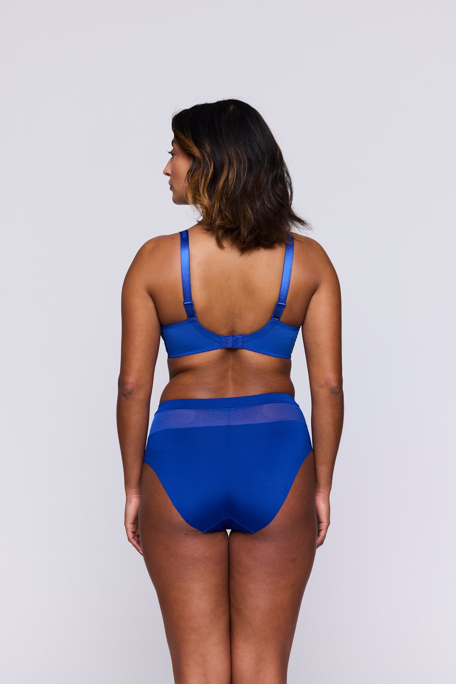 PrimaDonna Sophora Full Brief on model in Blue Print