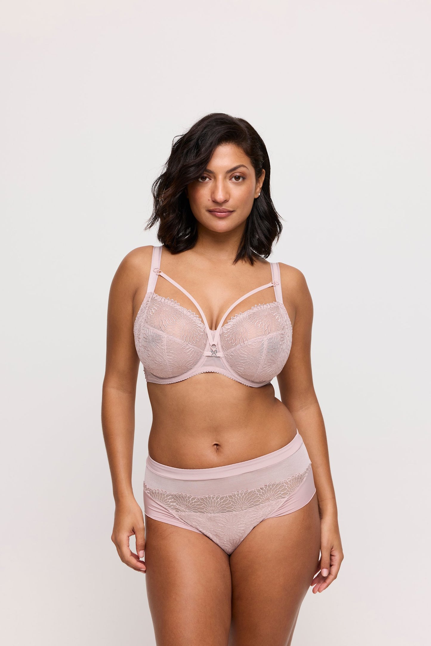 PrimaDonna Sophora Full Brief on model in Bois de Rose