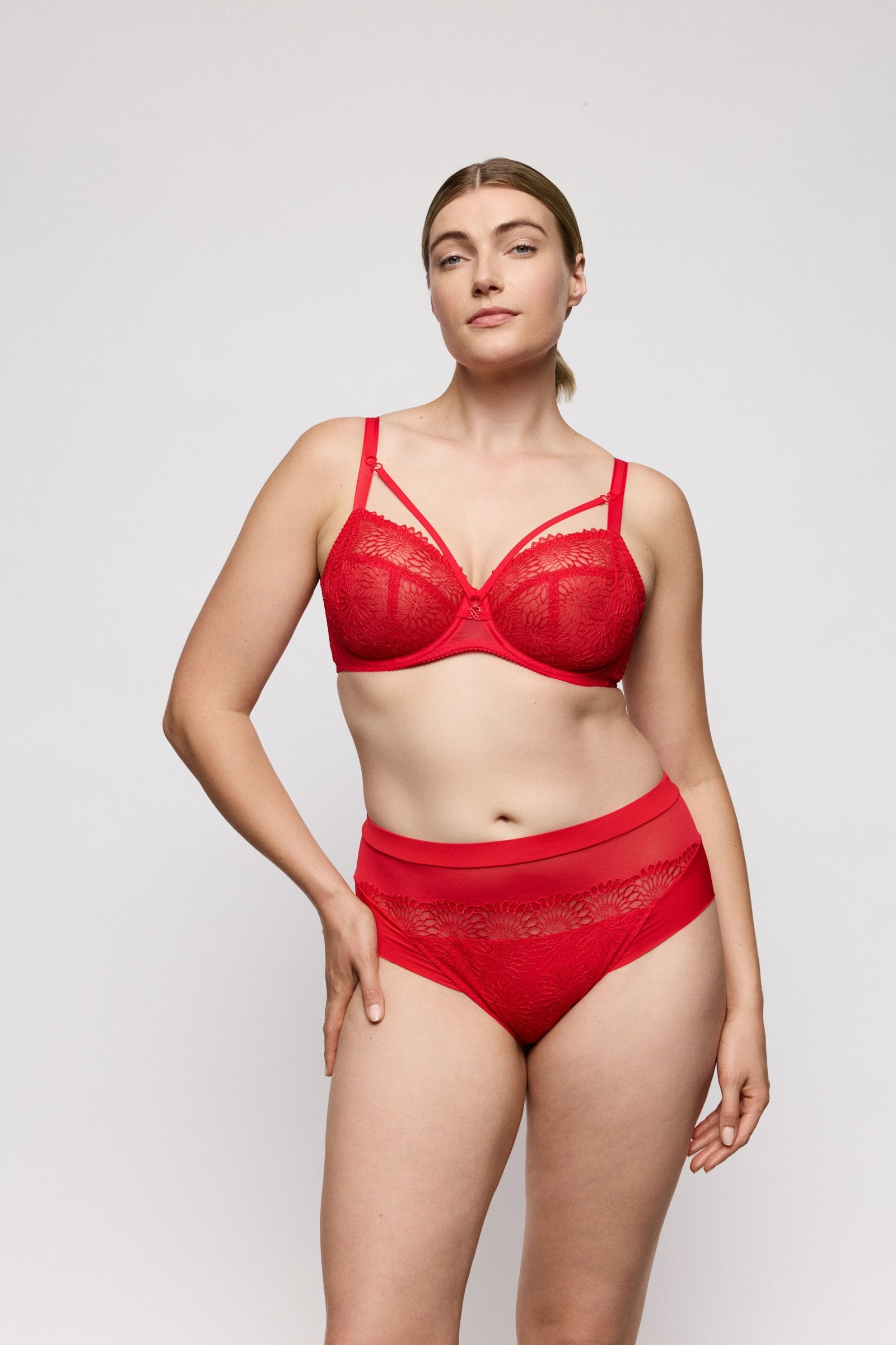 PrimaDonna Sophora Full Brief on model in True Red