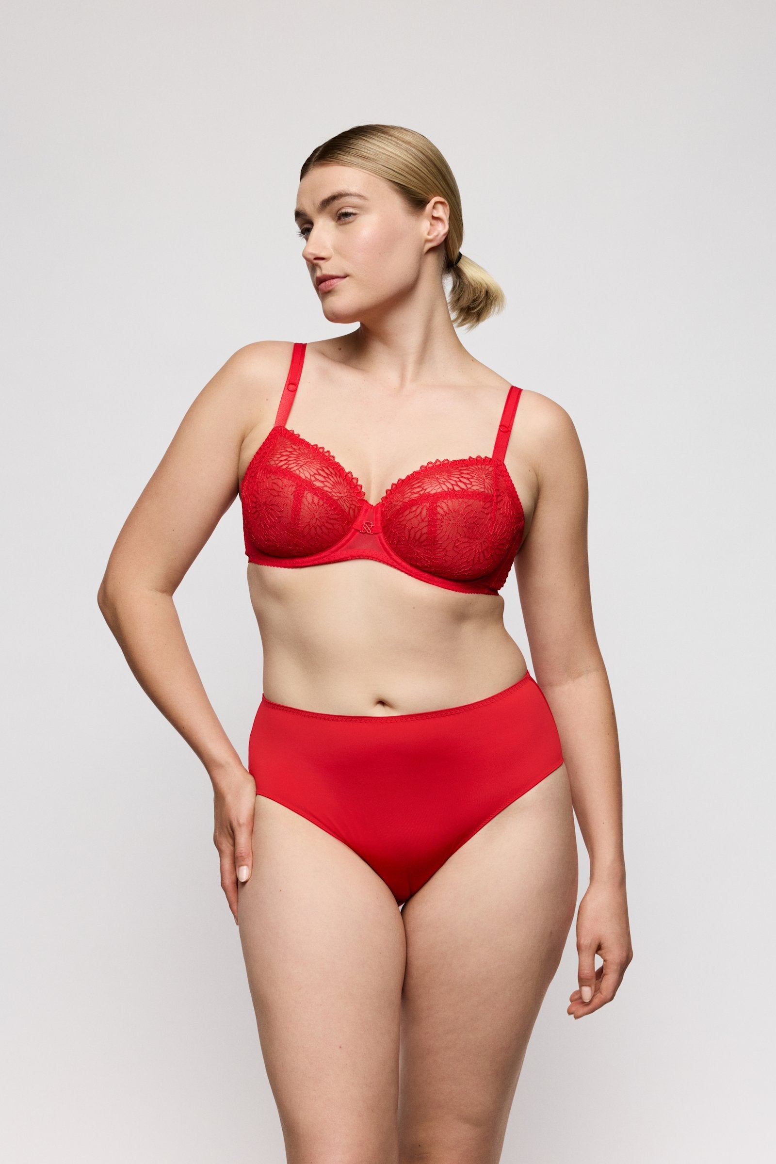 PrimaDonna Sophora Full Cup Bra on model in True Red