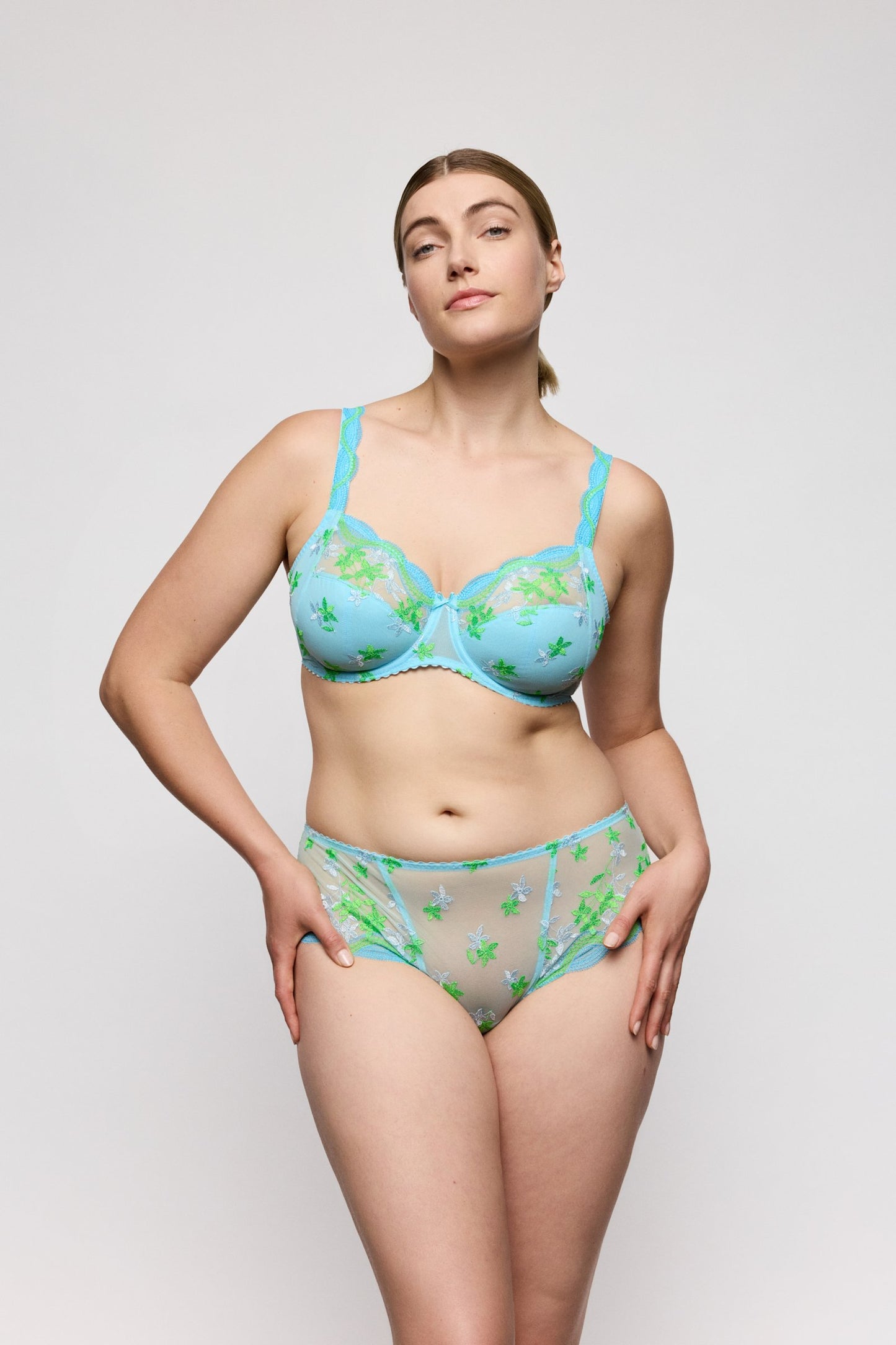 PrimaDonna Cala Luna Full Cup Bra on model in Ice Dream