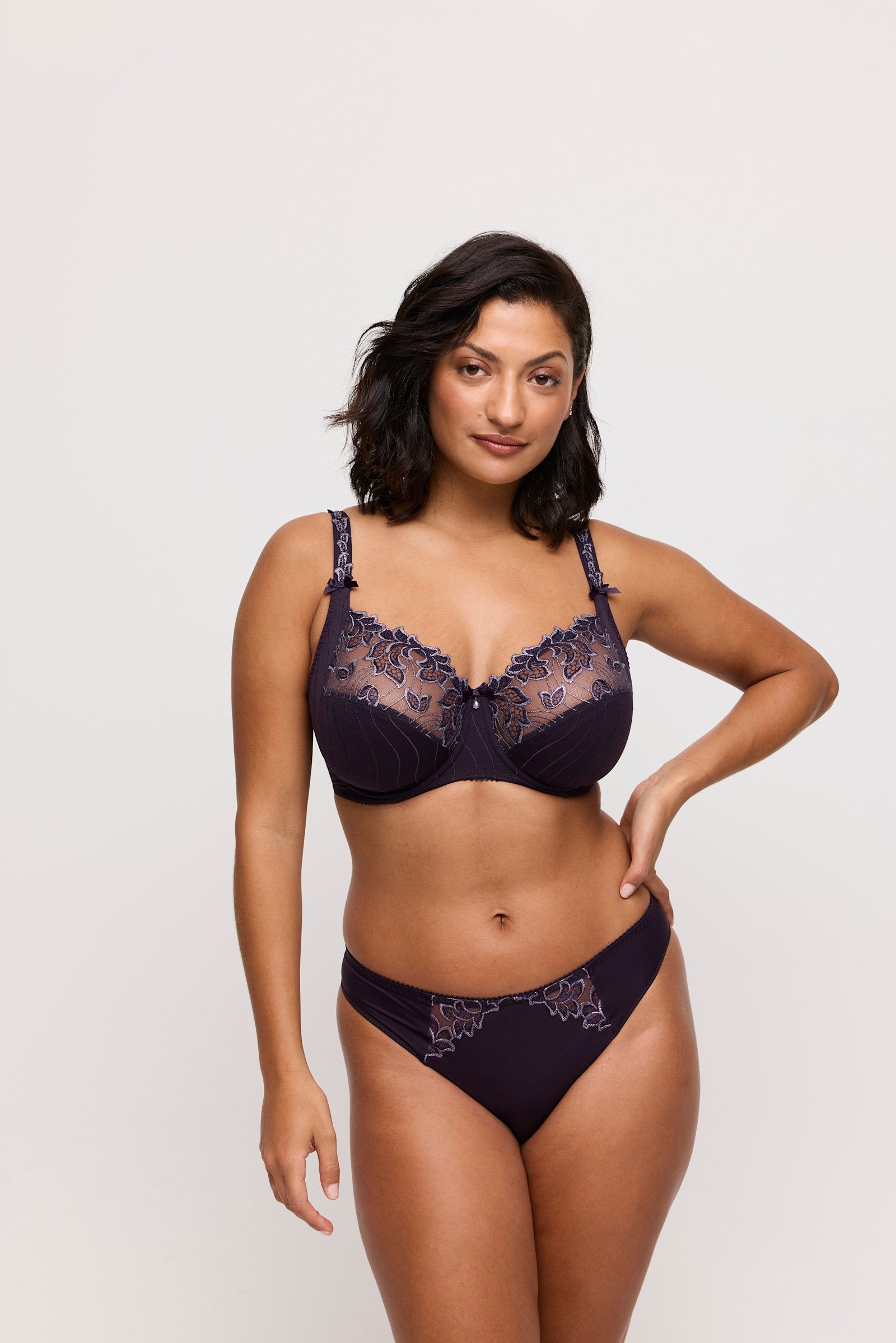 PrimaDonna Deauville Thong on model in Amethyst Gem