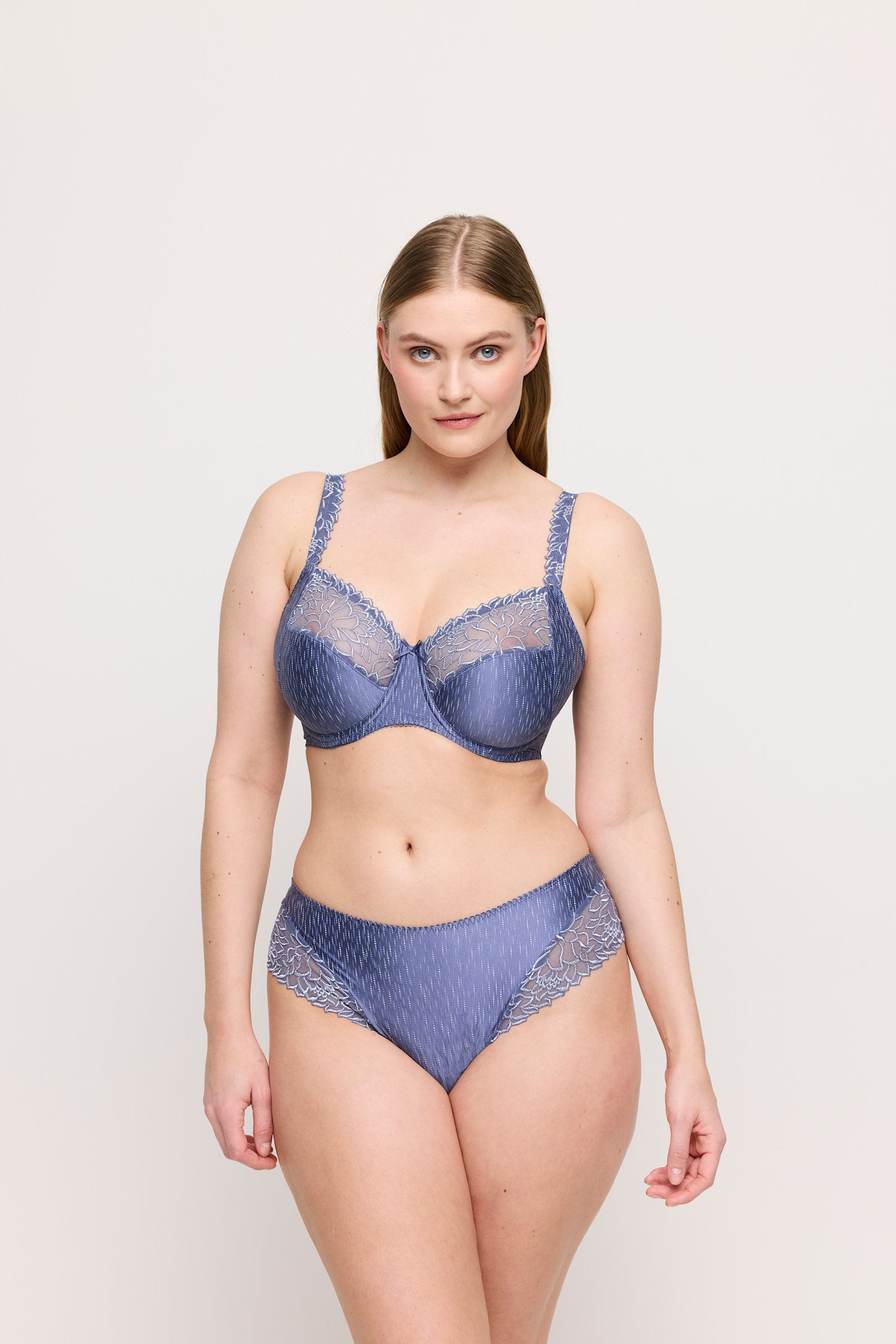 PrimaDonna Monterrey Luxury Thong on model in Nightshadow Blue