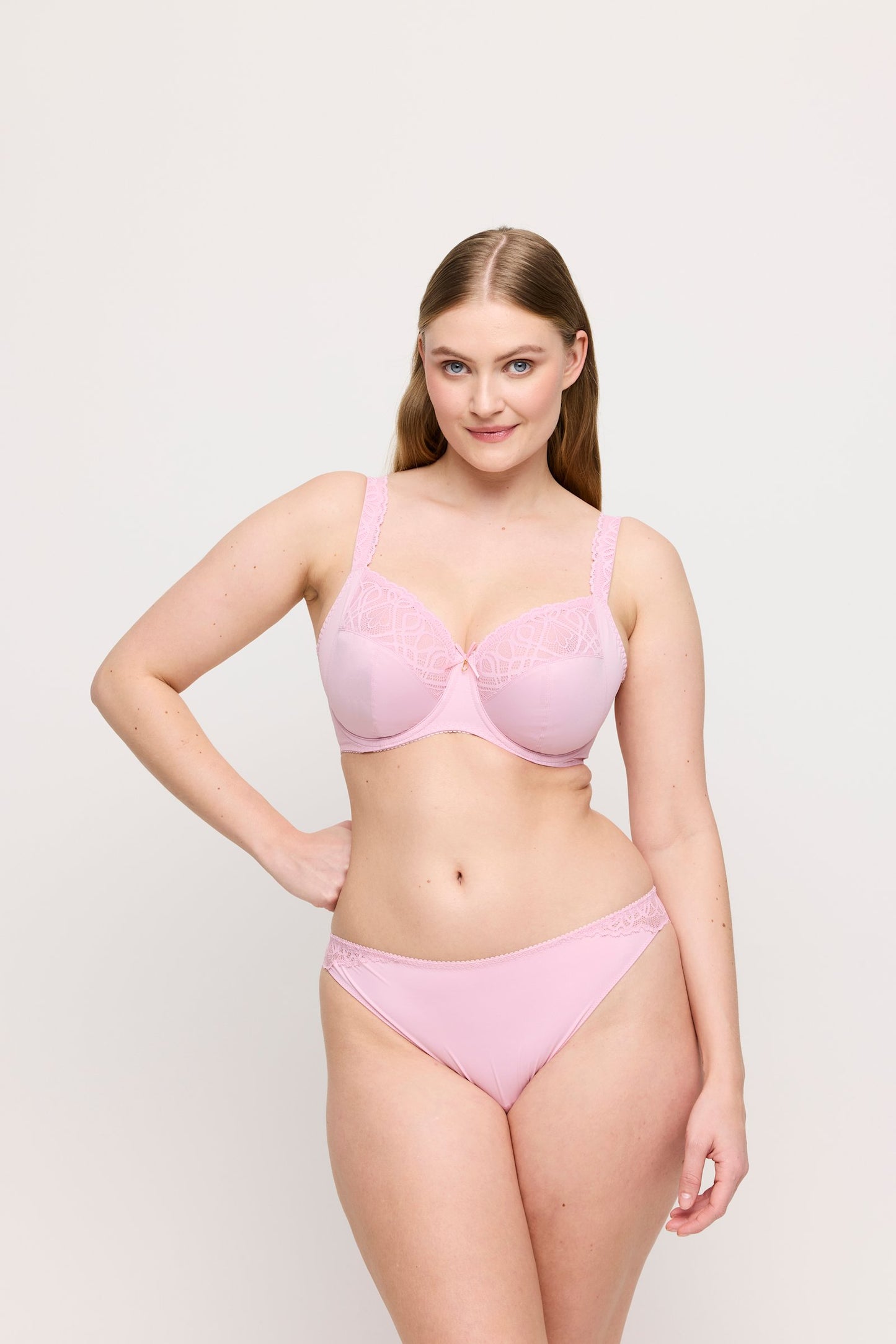 PrimaDonna Salerno Thong on model in Spring Rose